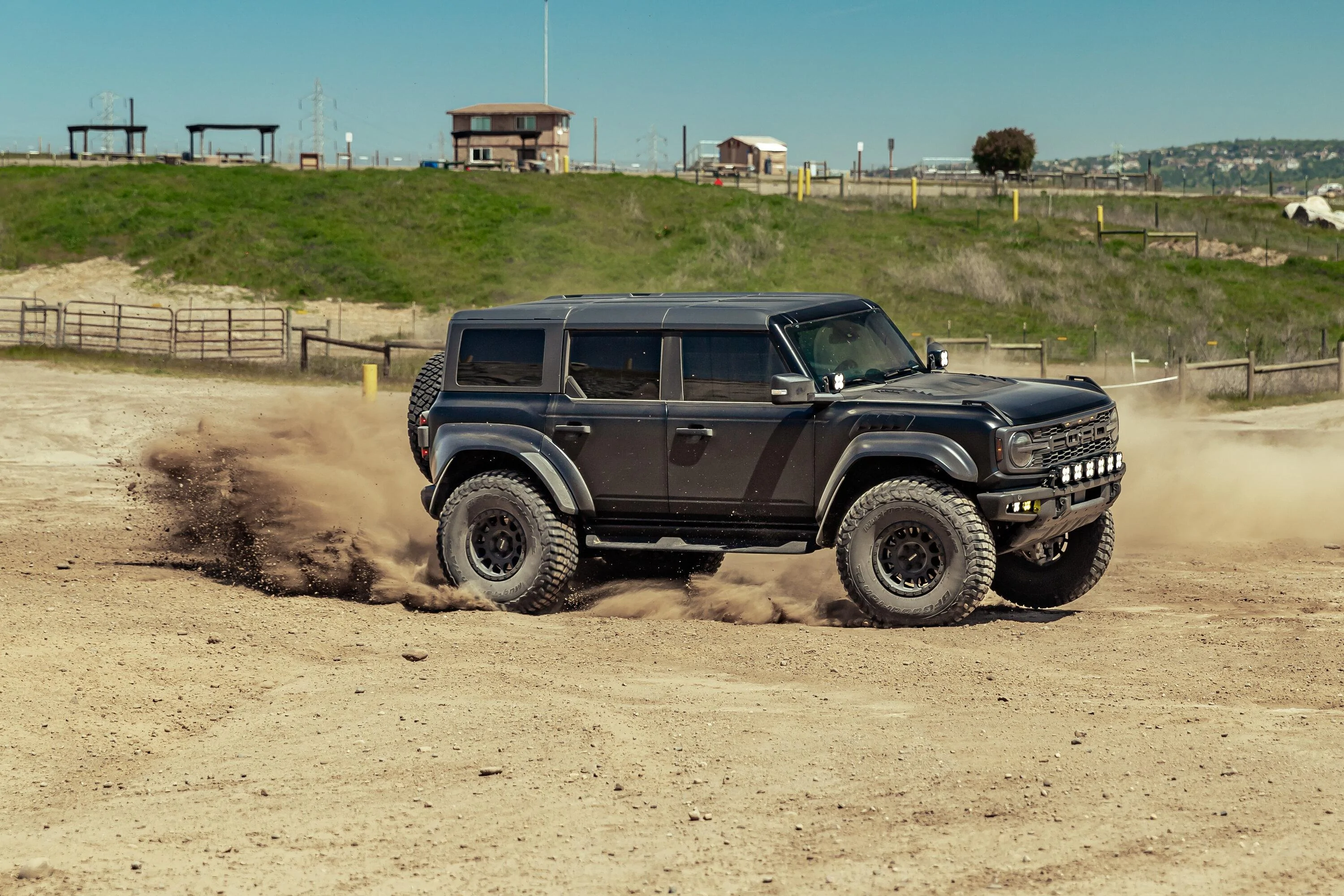 Ford Bronco SHADOW BLACK Bronco RAPTOR Photos Thread Bronco Raptor-782