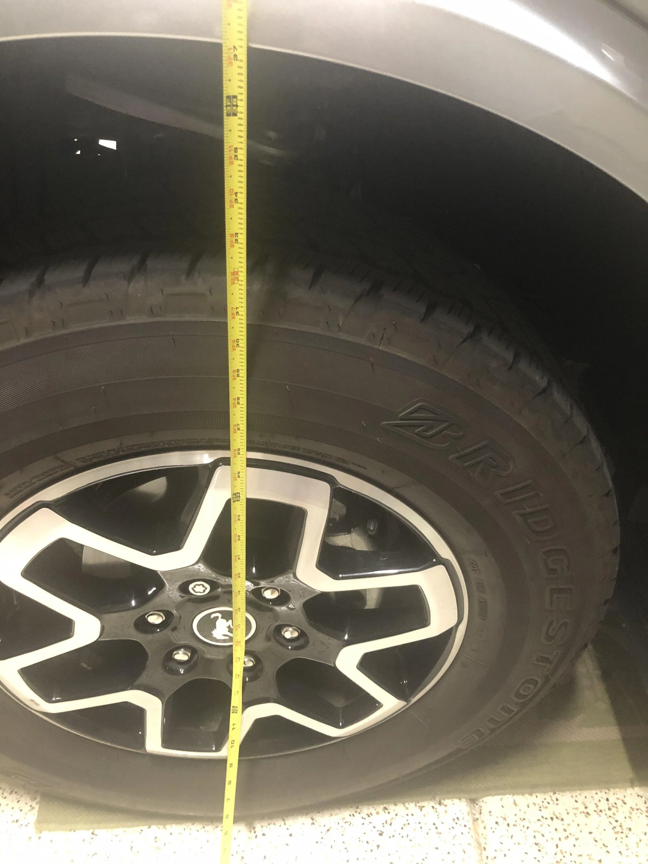 Ford Bronco Outer Banks measurements. 2C030A26-D13E-4EE8-B1A7-A7996031C696