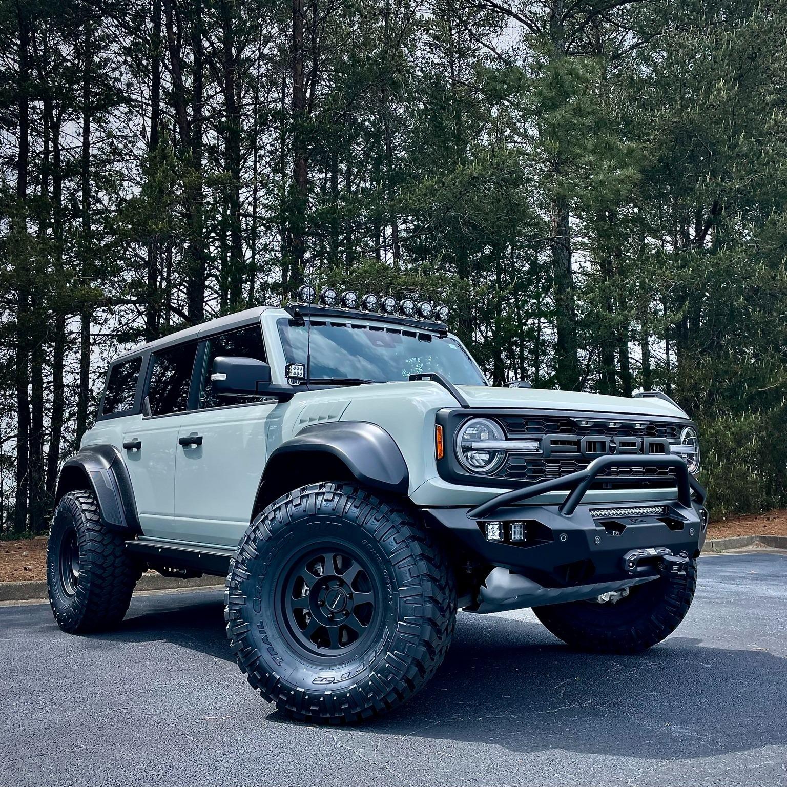 Ford Bronco CACTUS GRAY Bronco RAPTOR Photos Thread 343309503_1872497573120394_2927842412380973308_n