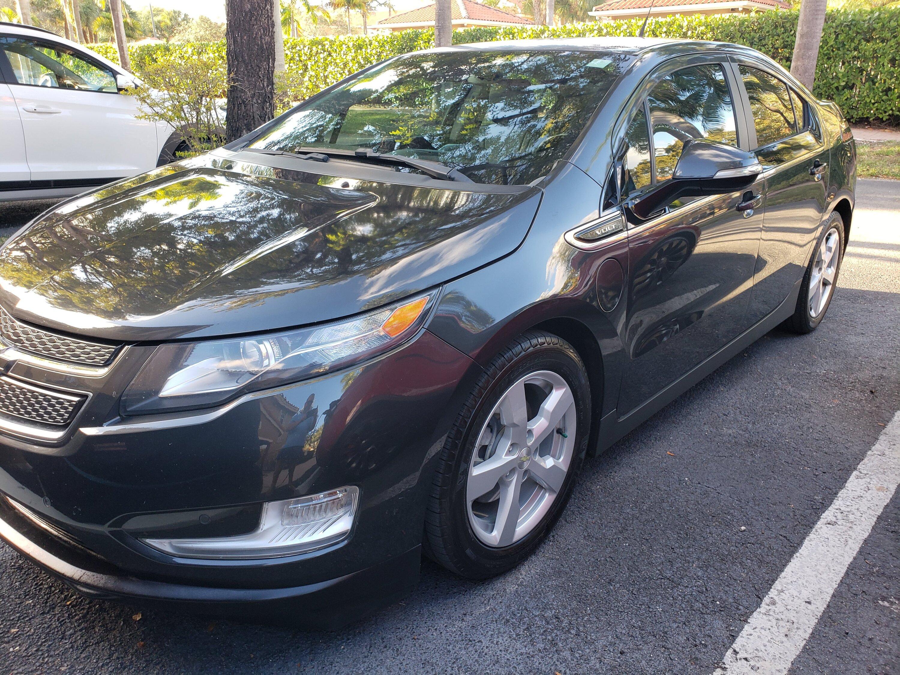 Ford Bronco 2014 Chevrolet Volt Premier 20230222_171258