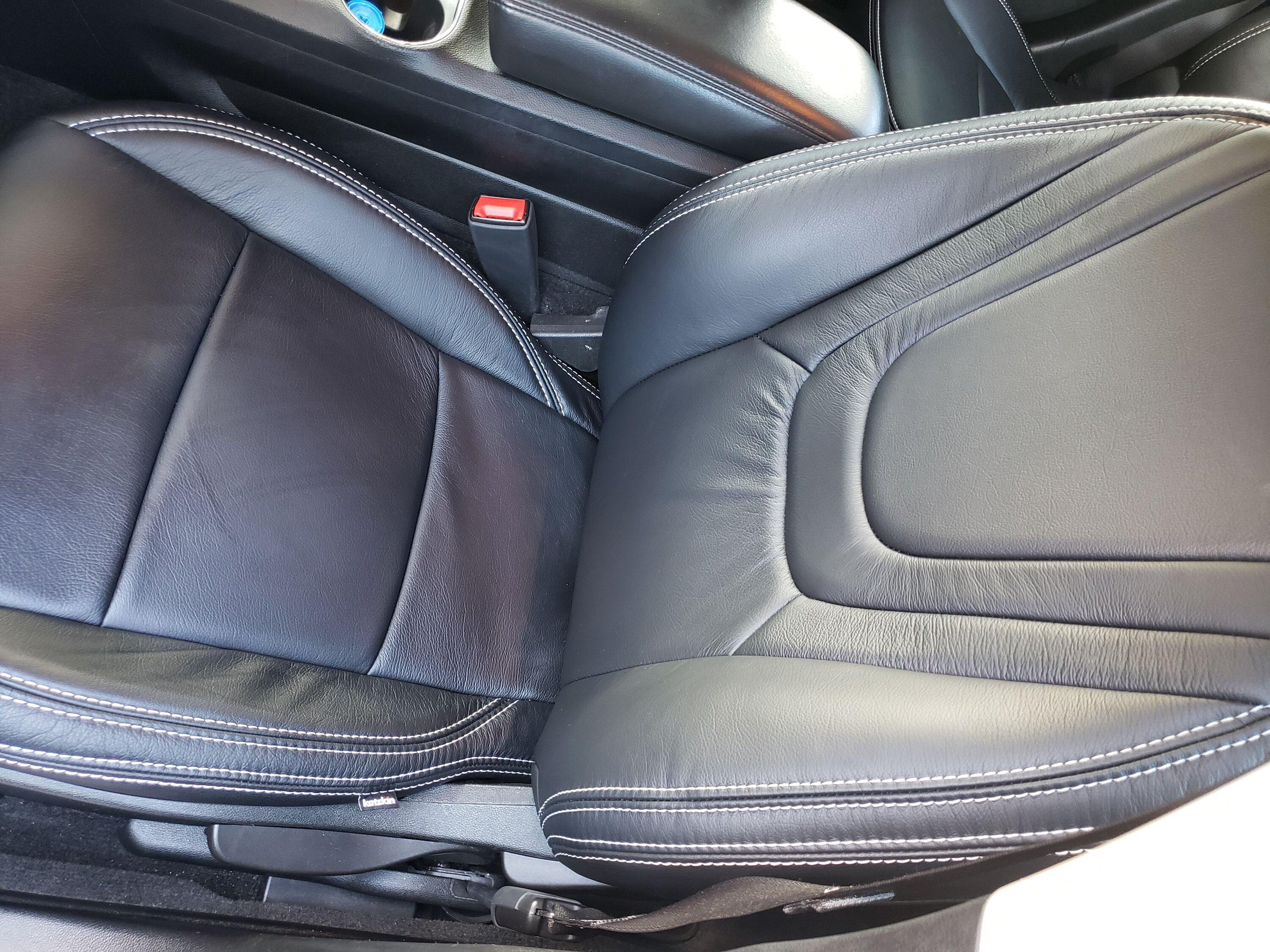 Ford Bronco 2014 Chevrolet Volt Premier 20230222_171636