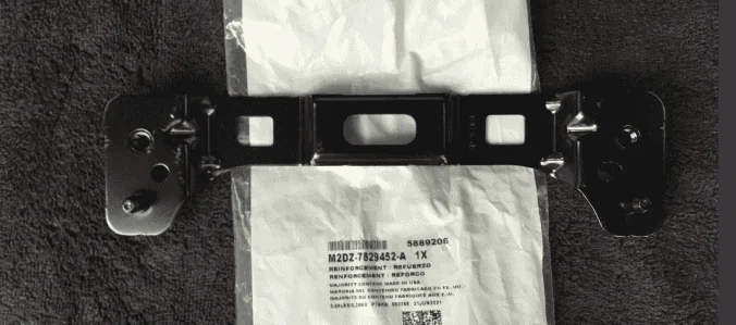 Ford Bronco Soft Top Users - Is the black cargo area bracket actually needed? 1682620629098