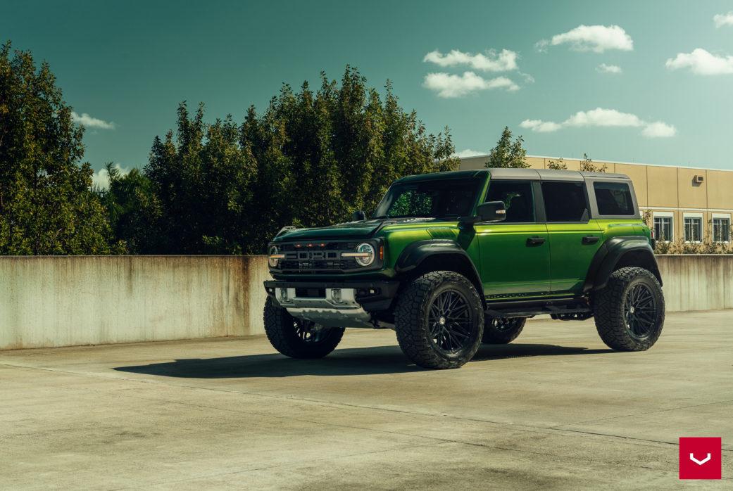Ford Bronco Vossen Wheels *Live Inventory* @ DSG Performance Ford-Bronco-Raptor-Hybrid-Forged-Series-HF6-5-©-Vossen-Wheels-2023-209-1041x698