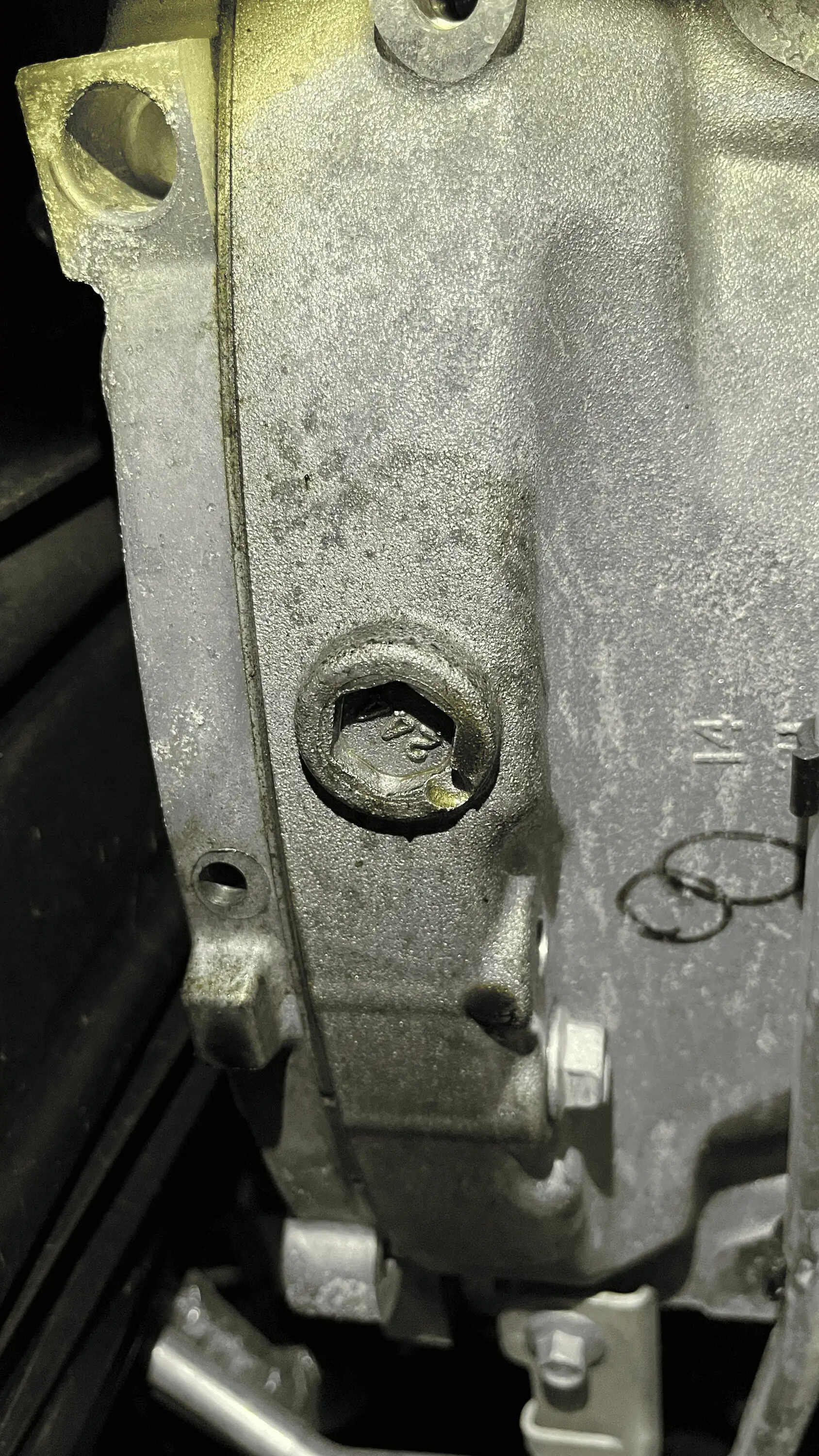 Ford Bronco Automatic Transmission Leak issue leads to surprising discovery & rebuilt transmission 1682710432483