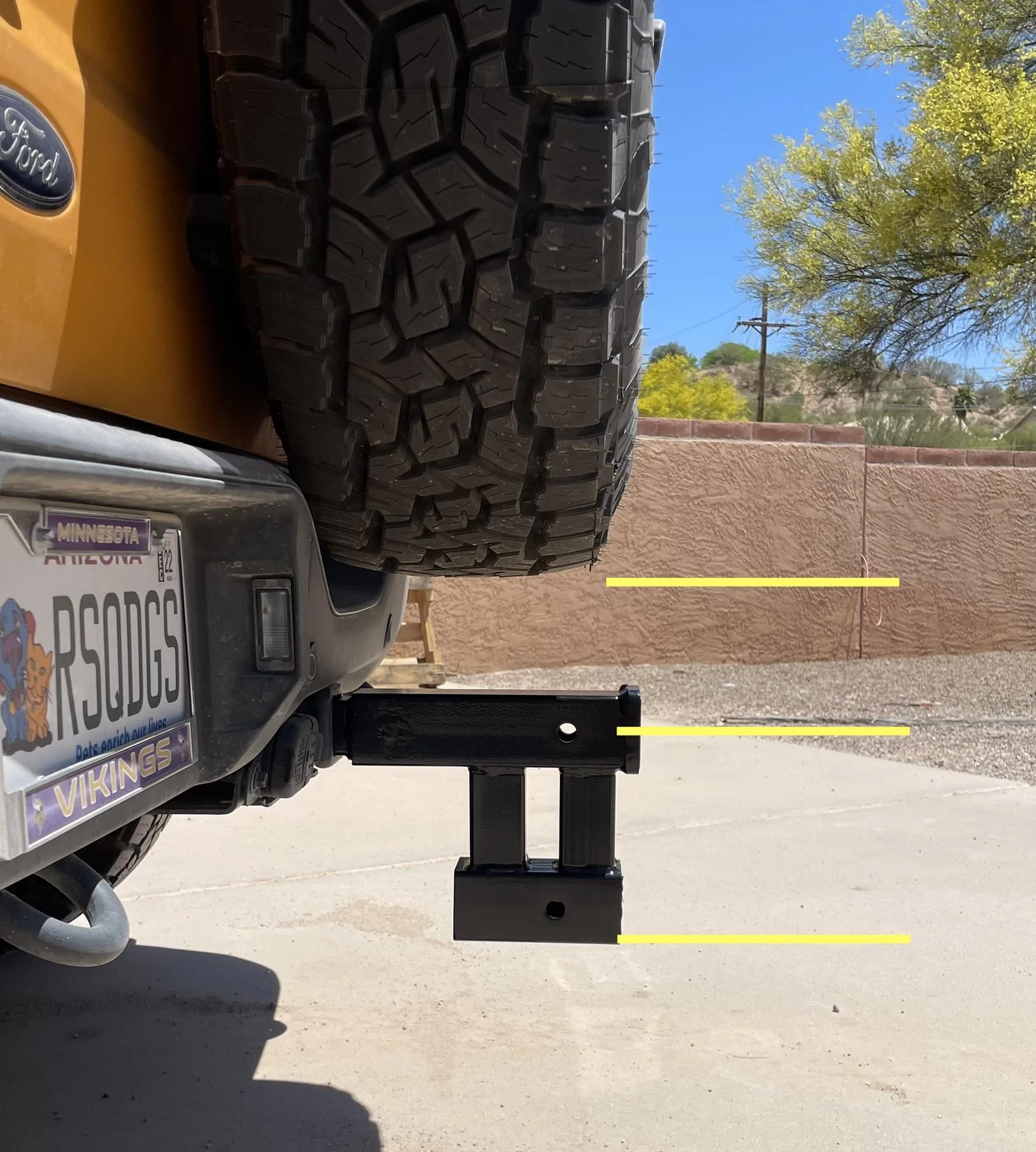 Ford Bronco Lolo Racks Bike Rack - Works great! IMG_5428