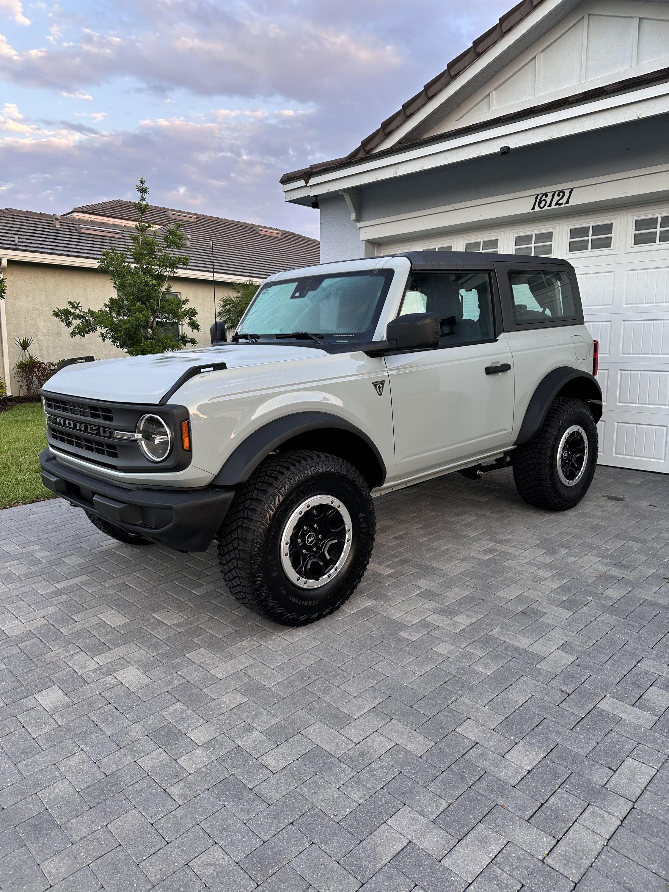 Ford Bronco Finally almost 3 years later.. Base 2 door mansquatch! 81F000F6-6B89-4A4C-8D6C-9AAAEB949EEA