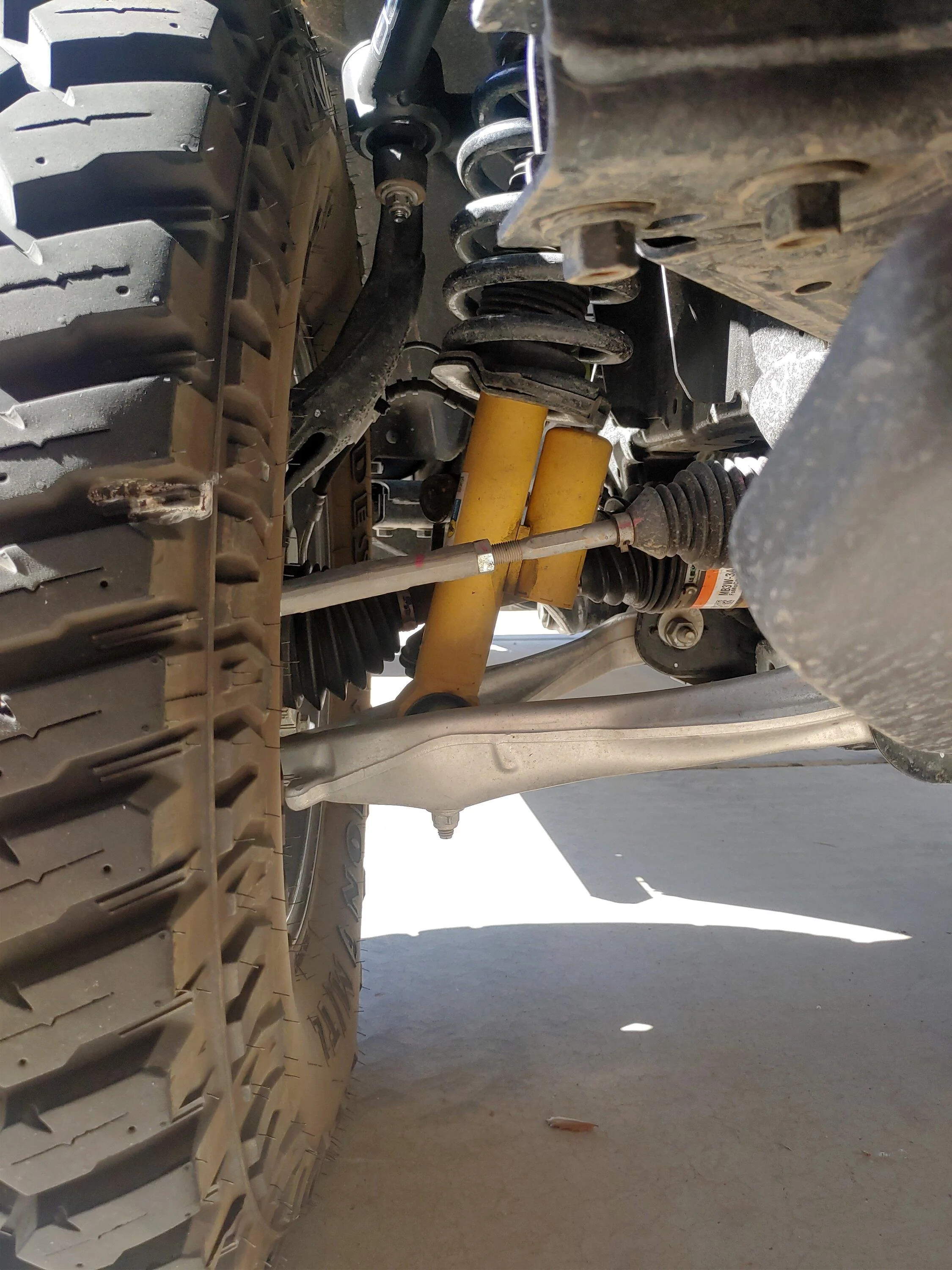 Ford Bronco Non SAS Badlands springs options 20230429_091433