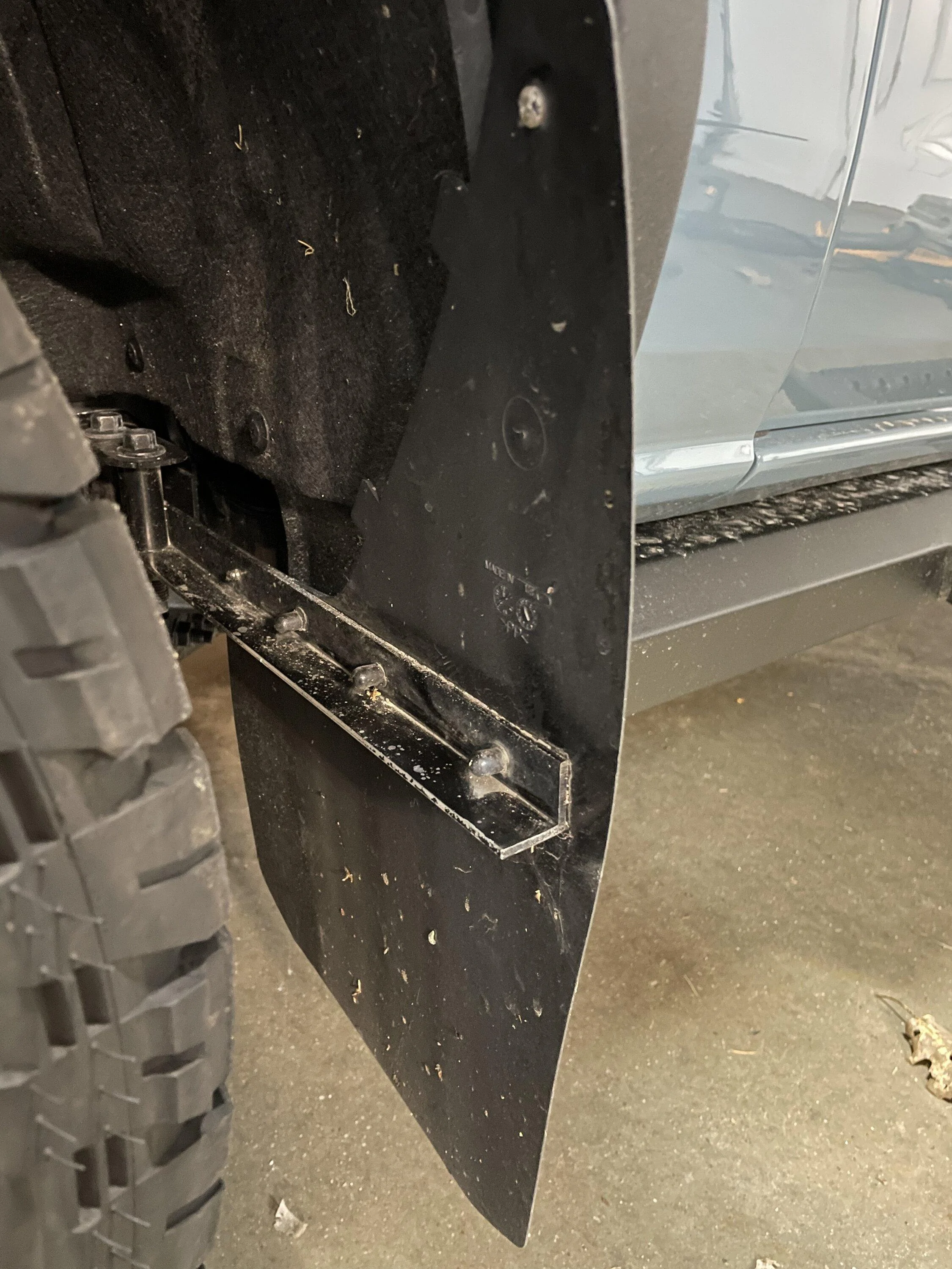 Ford Bronco Controversial subject here.....mud flaps. E3A1010B-2AE2-46EF-B578-373F1B2551A0