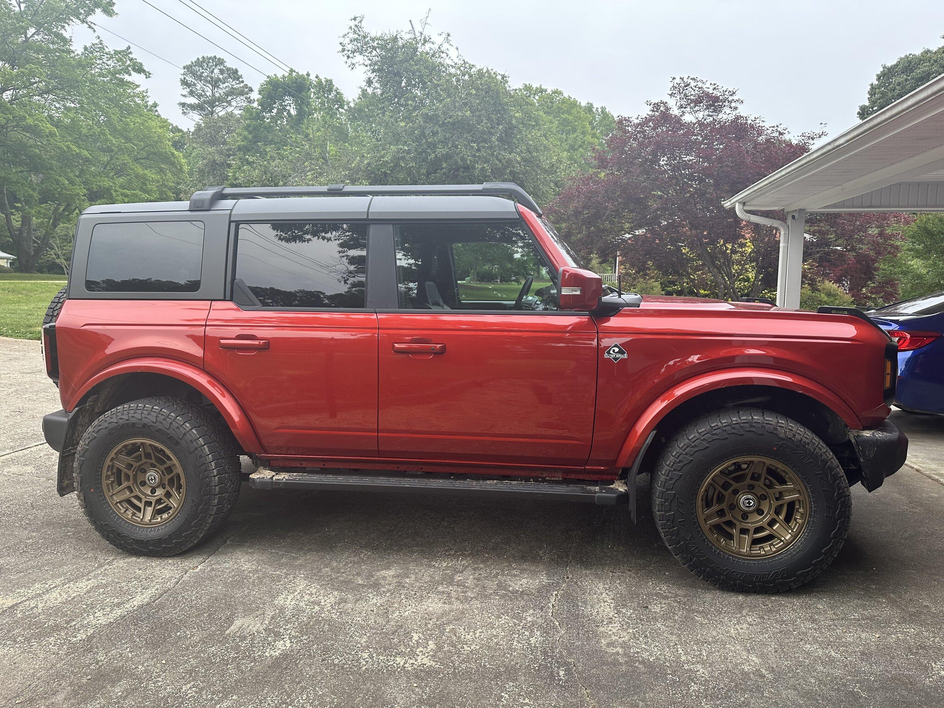 Ford Bronco Show us your installed wheel / tire upgrades here! (Pics) IMG_1728