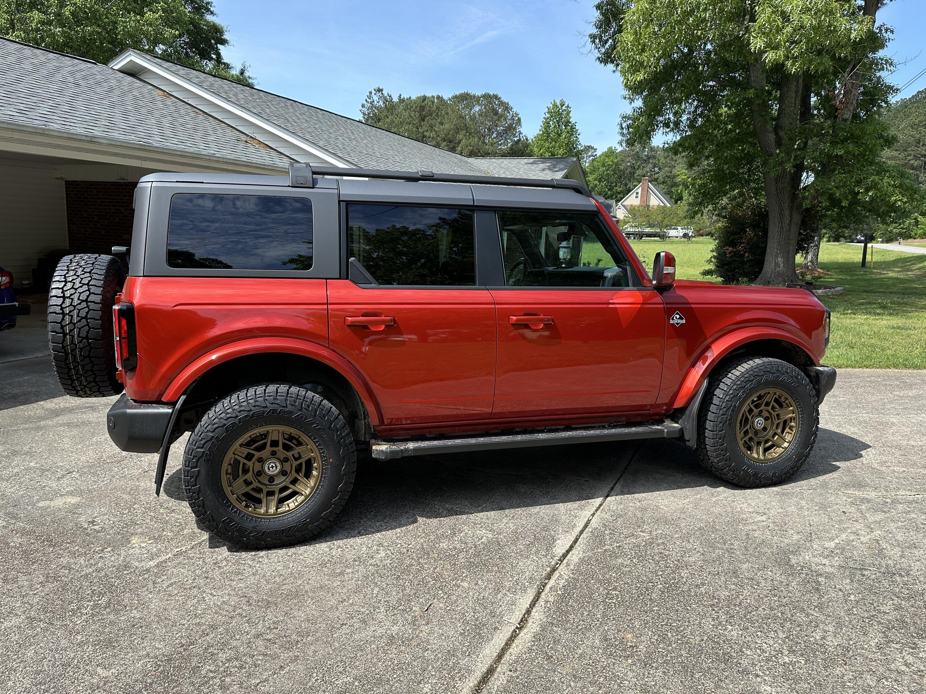 Ford Bronco Show us your installed wheel / tire upgrades here! (Pics) IMG_1509
