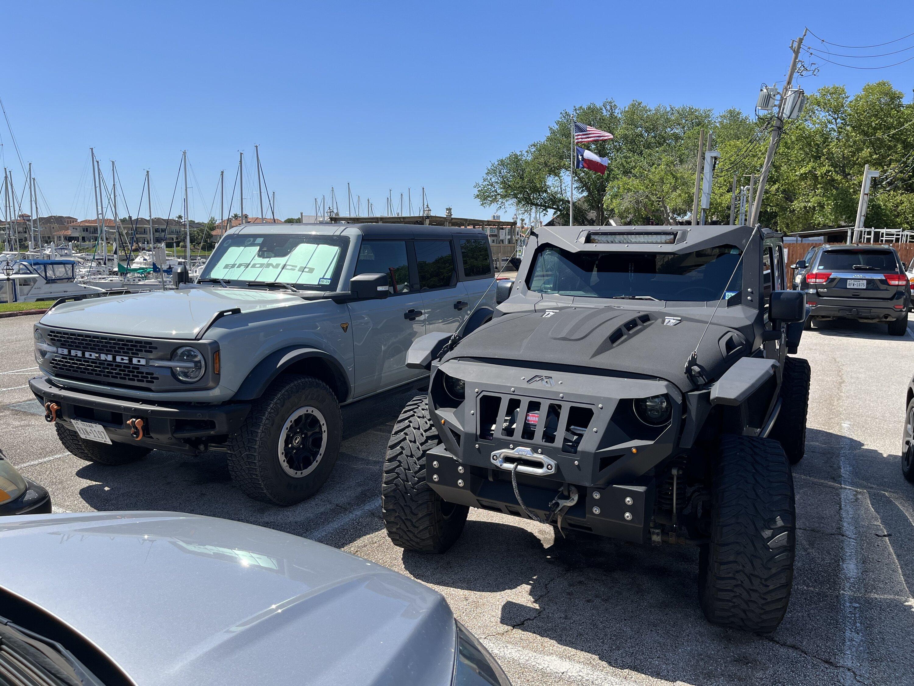 Ford Bronco Which Off-Road Accessories am I missing?? 7741E36A-6564-409E-8C9D-A18DE91BAF3B