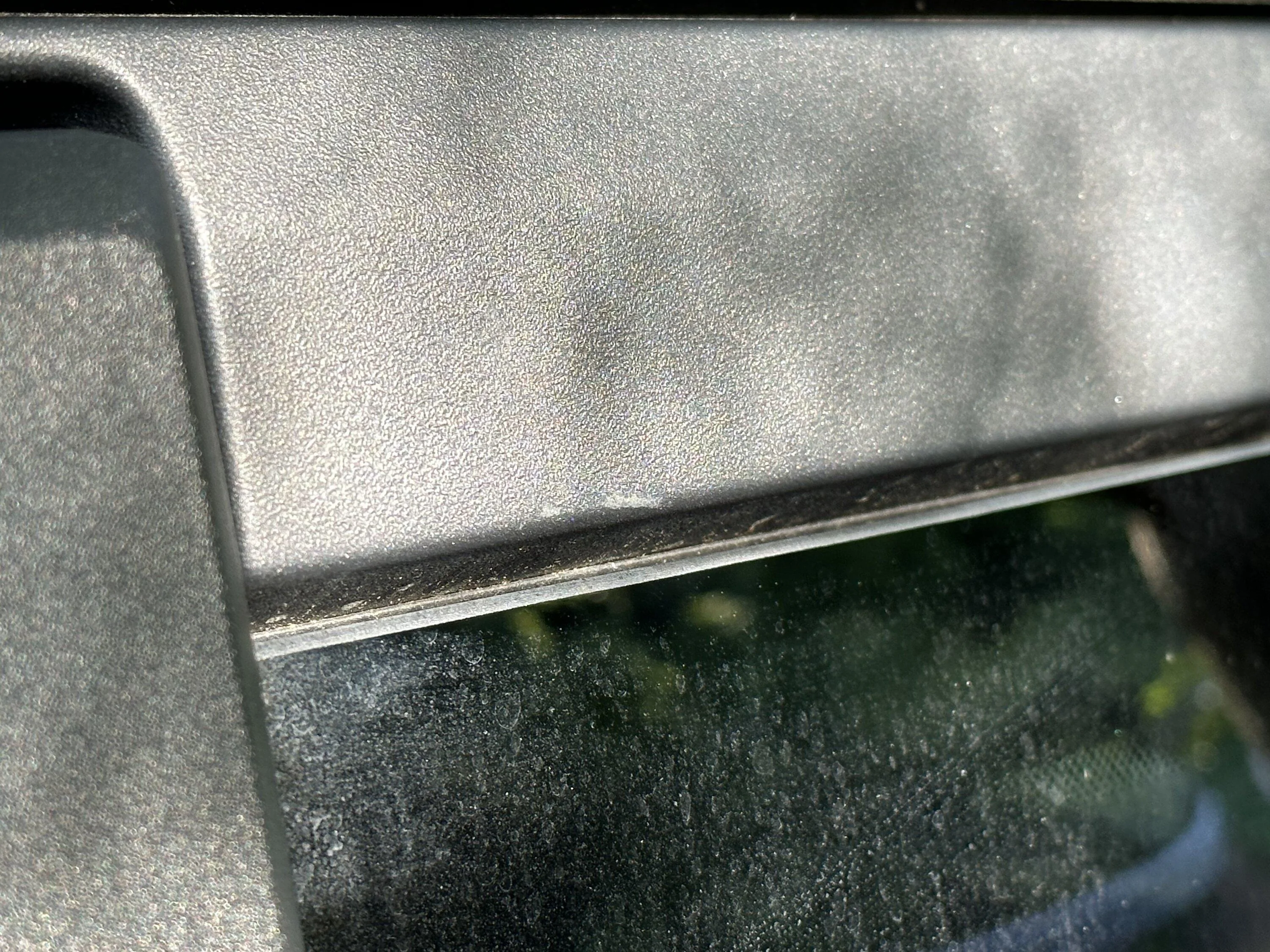 Ford Bronco Scratch on Hardtop and Odd Pattern in Plastic… IMG_2055