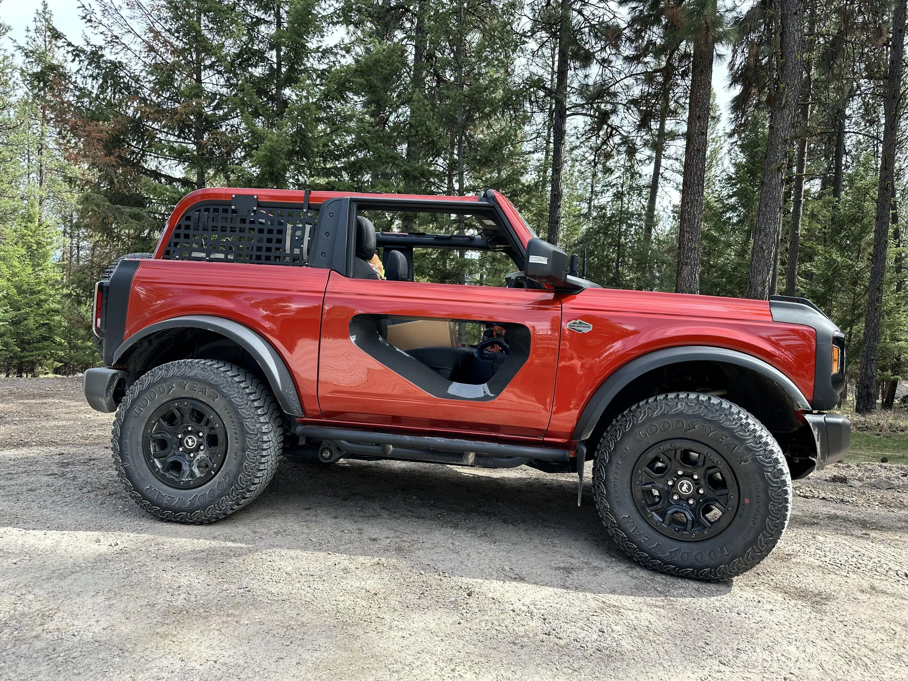 Ford Bronco HOT PEPPER RED Bronco Club IMG_0022