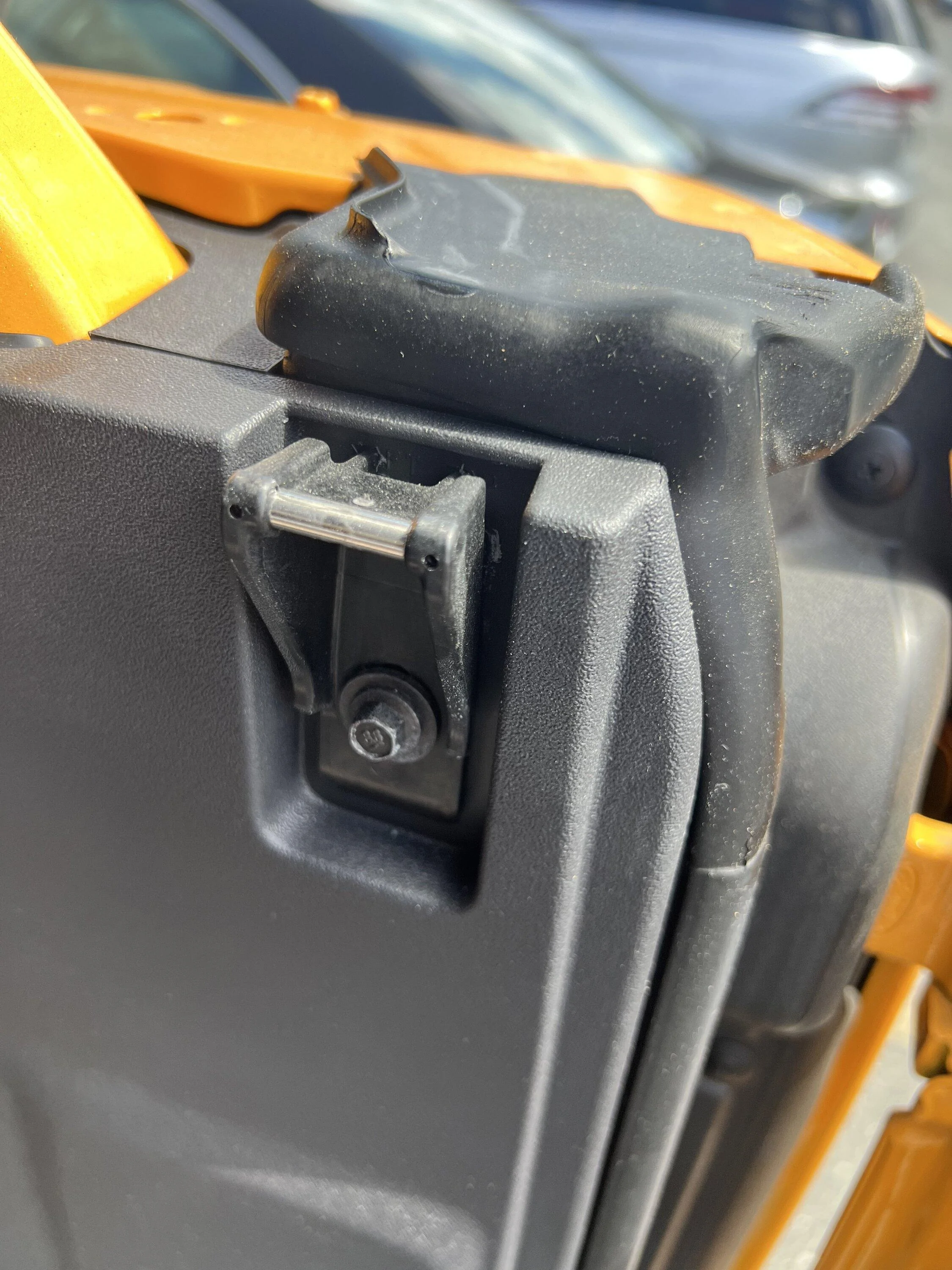 Ford Bronco Soft Top <--> Hard Top Swap : Tips & Lessons Learned - UPDATED 8DCE0581-7192-4ECF-A035-8AC581FF0137