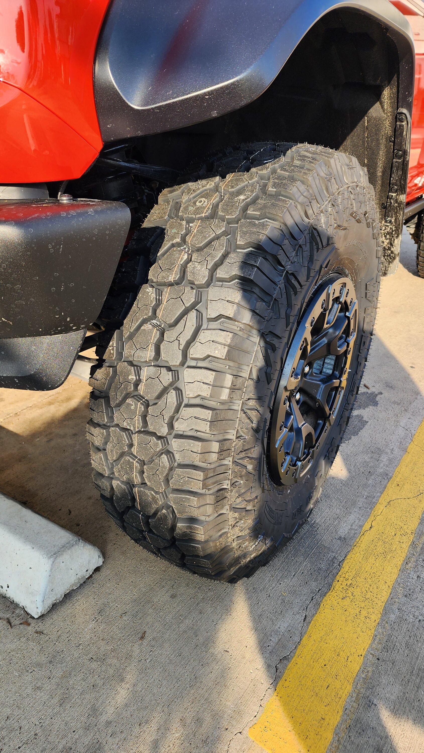 Ford Bronco NEW 37x12.50 Falken Wildpeak R/T01 Tires Installed - True 37's! 20230502_183035