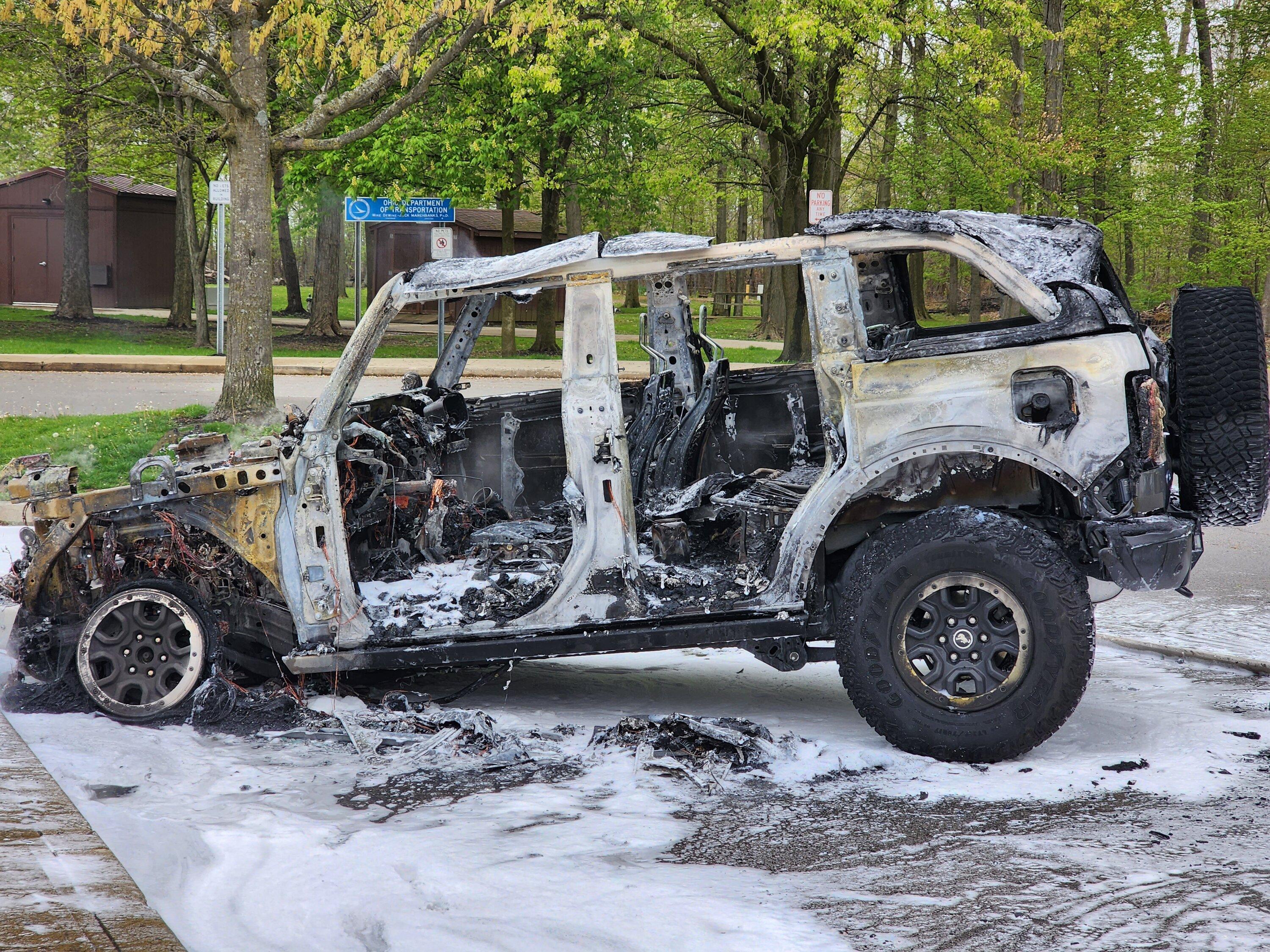 Ford Bronco Total loss... 🤦🏼‍♂️ Engine bay fire burned down my Bronco 20230502_171329