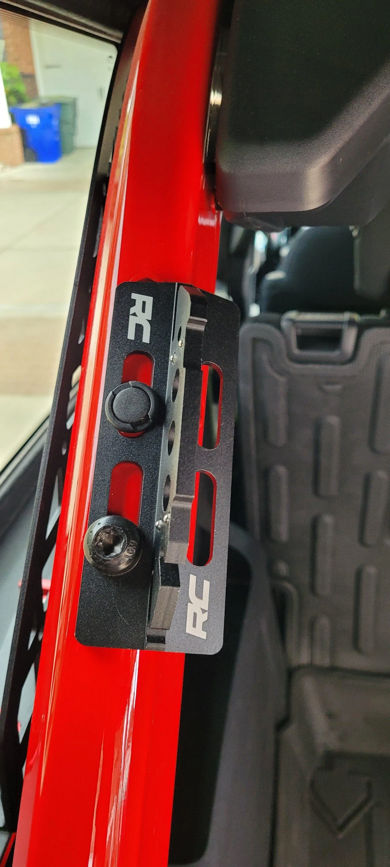 Ford Bronco Fire extinguisher recommendations? Rear mounted options? 20230425_165719