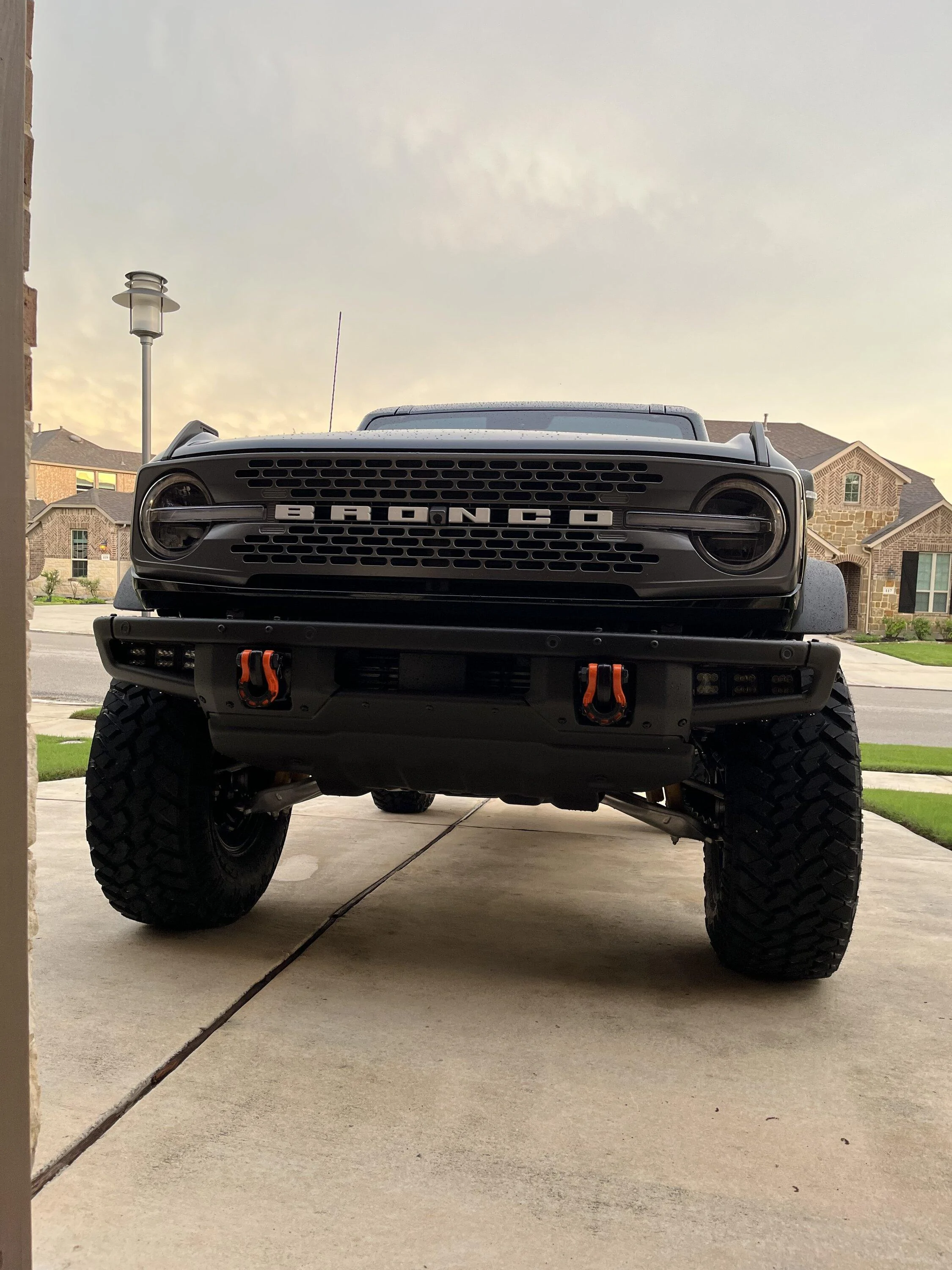 Ford Bronco BUC CRZY Build on 4" Lift +  37's IMG_4165