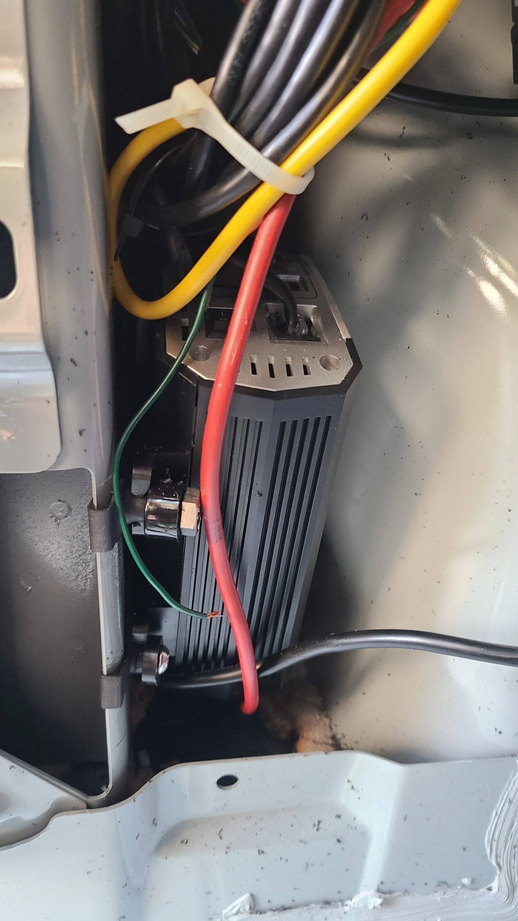 Ford Bronco Basesquatch overland build with dual battery setup 4836ED36-BF31-42E7-B5B0-70DE641BEF6C