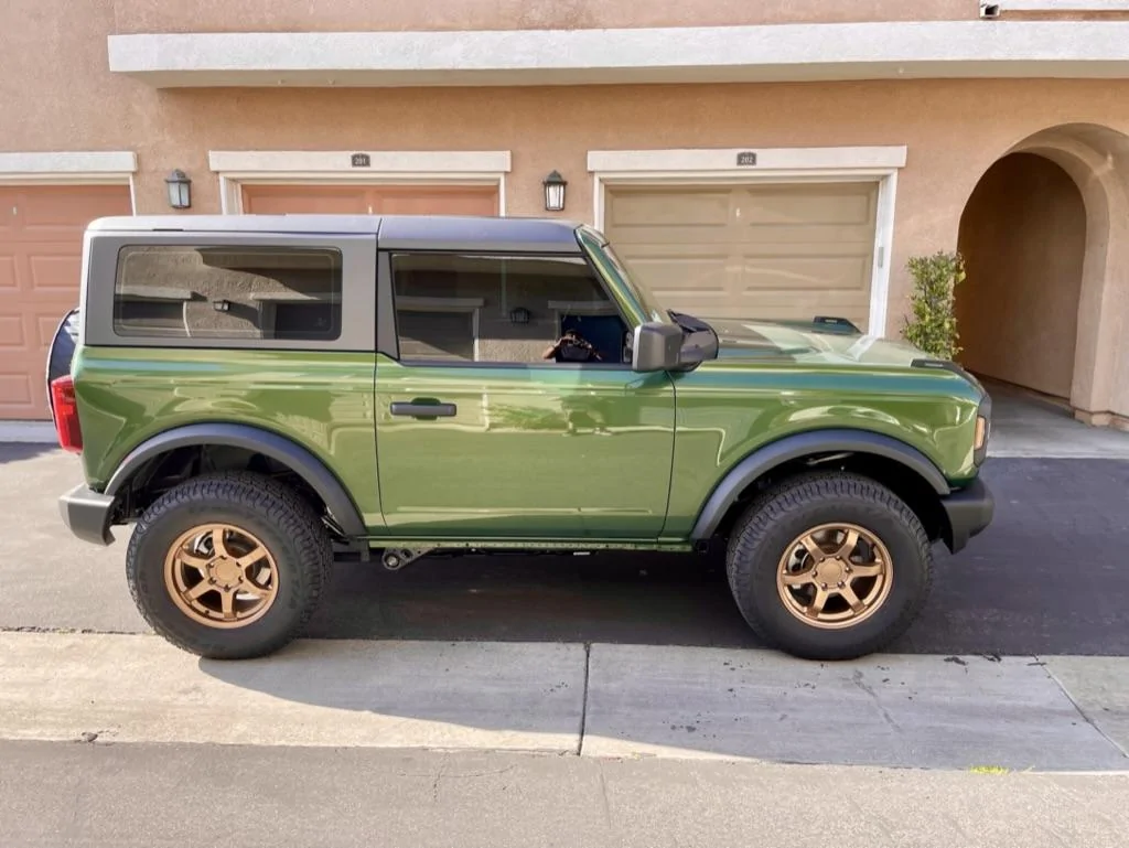 Ford Bronco Bronze Wheel Photo Gallery 1683247663577