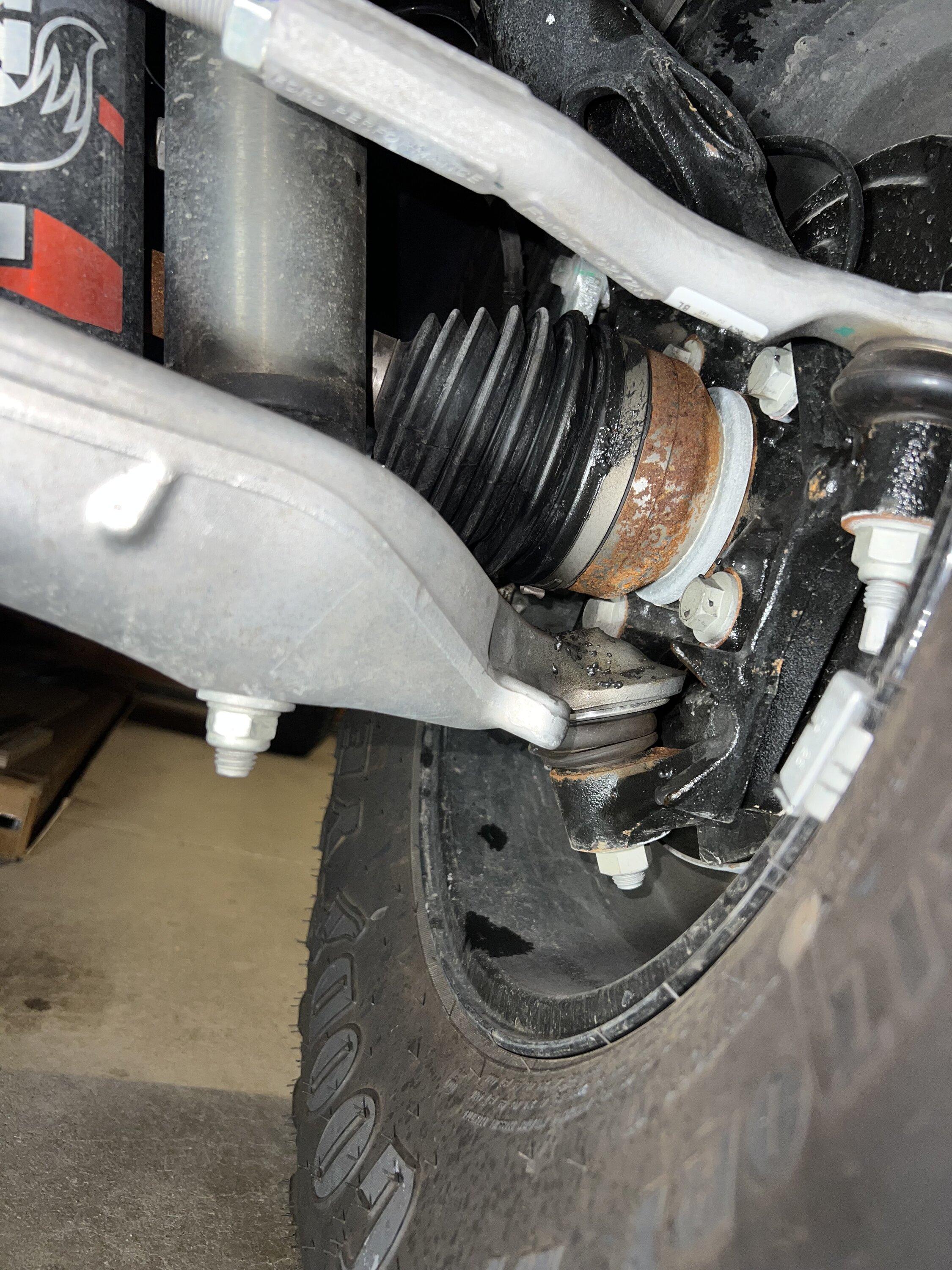 Ford Bronco Leaking CV Boot IMG_2787