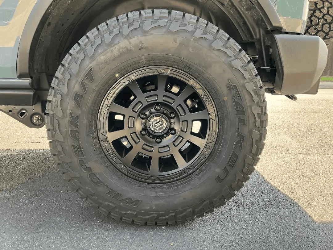 Ford Bronco Show us your installed wheel / tire upgrades here! (Pics) 6