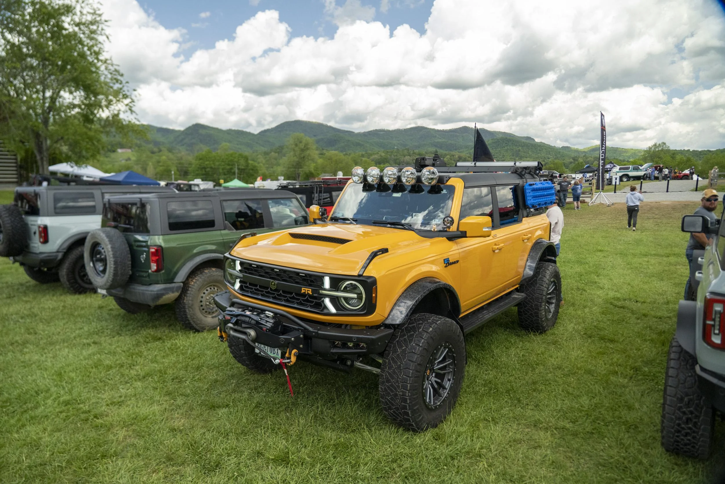 Ford Bronco Hunting down the best Wild Horses! Some top Bronco picks at Super Celebration 2023 dsc03310