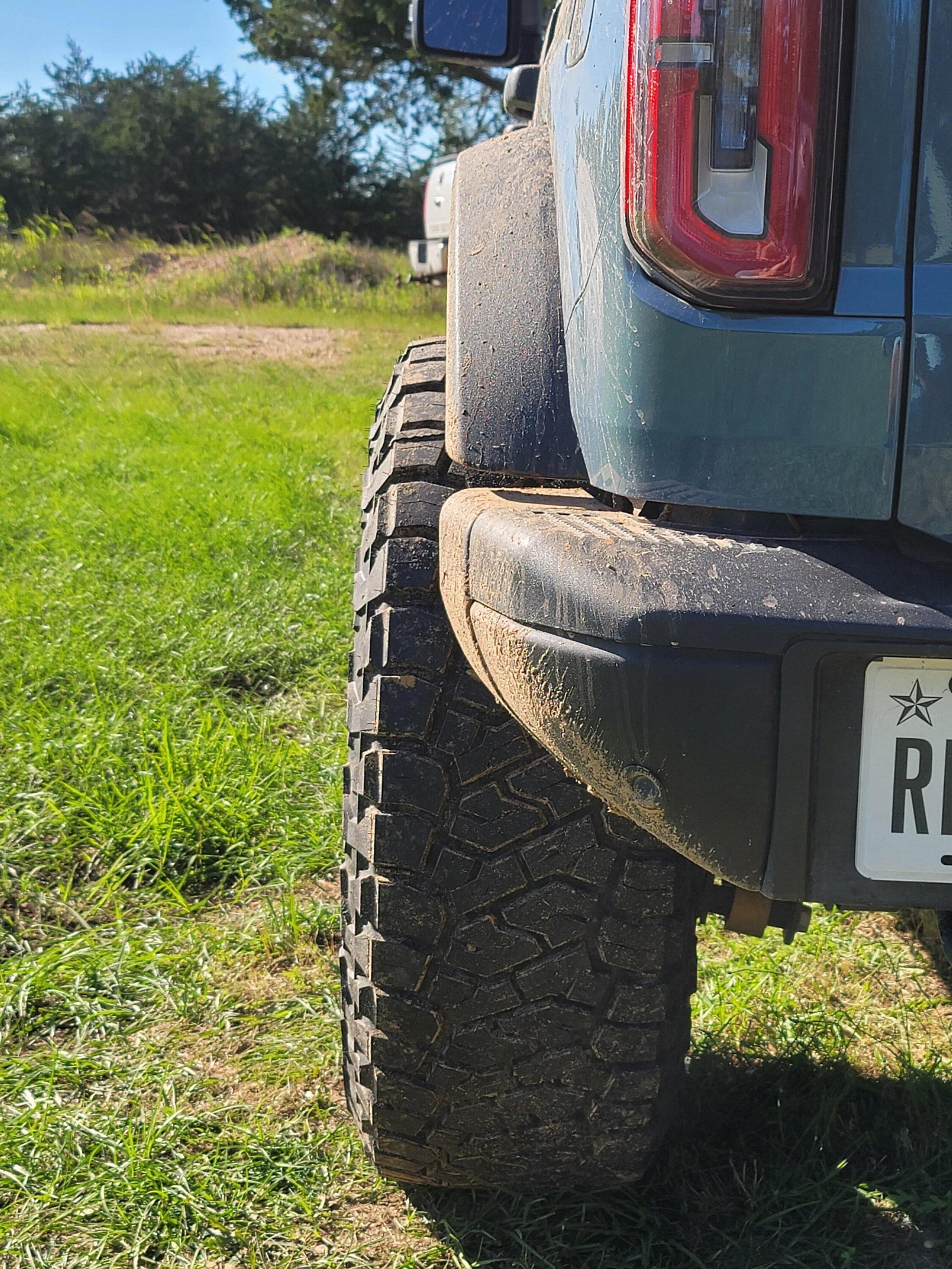 Ford Bronco 35s on Non-Sasquatch Badlands 20230429_173310