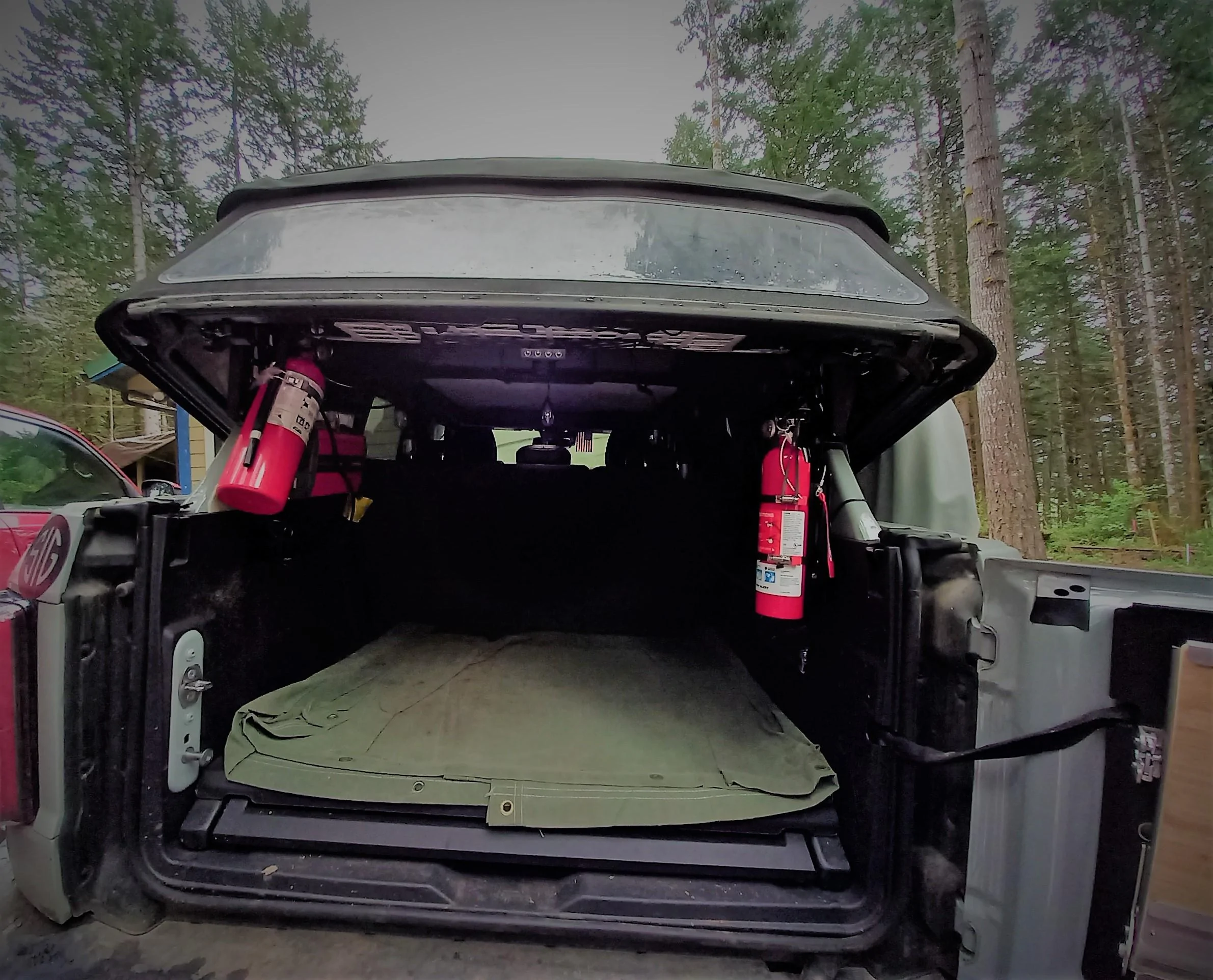 Ford Bronco Fire extinguisher recommendations? Rear mounted options? fire ext.dos.c.2