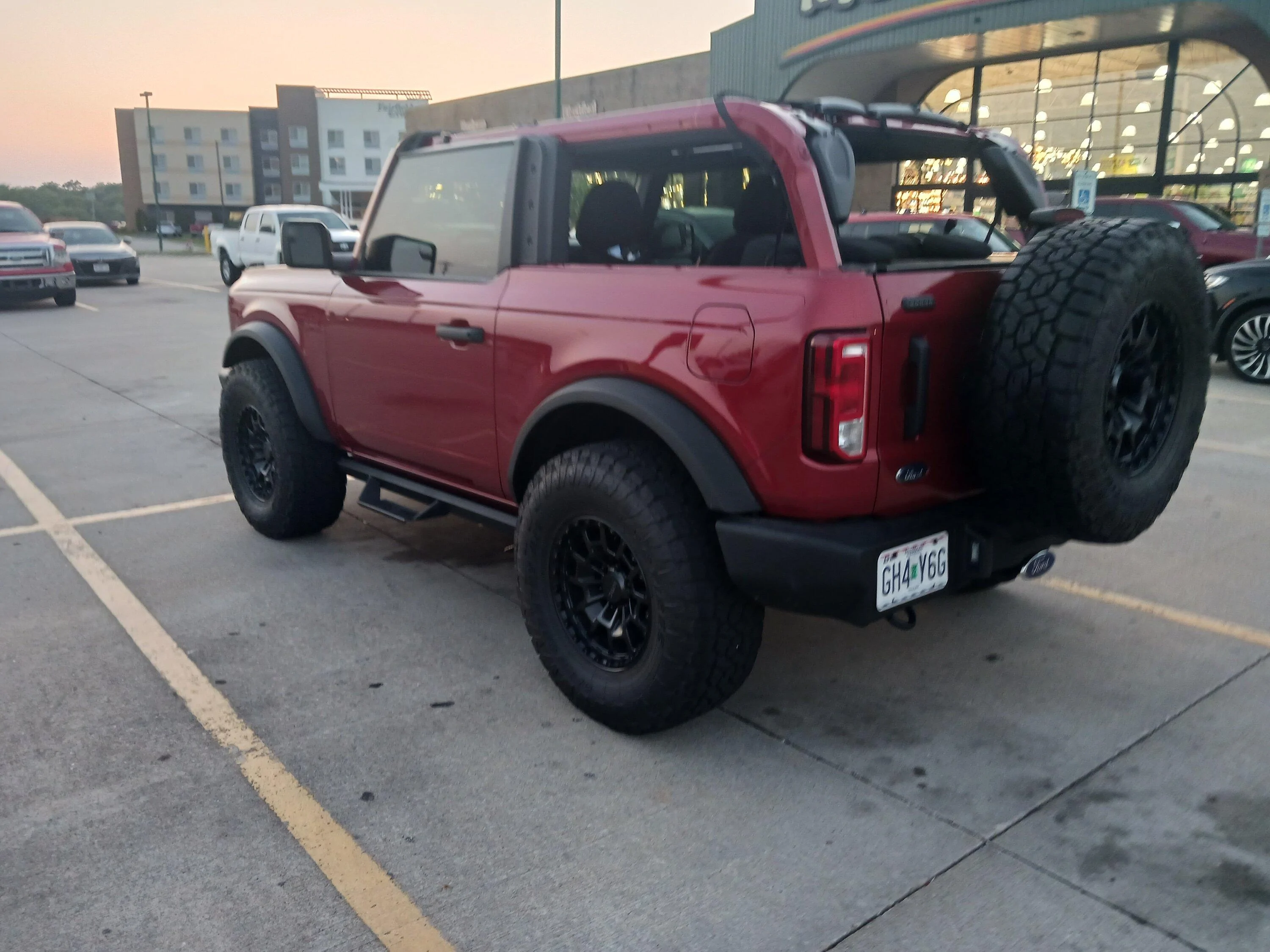 Ford Bronco Diabolical Inc. Locker Box installed 20230506_195228
