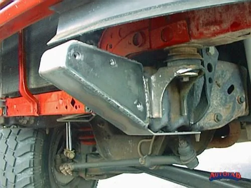 Ford Bronco Damage while using winch on improperly installed Rough Country High Mount IMG_5759