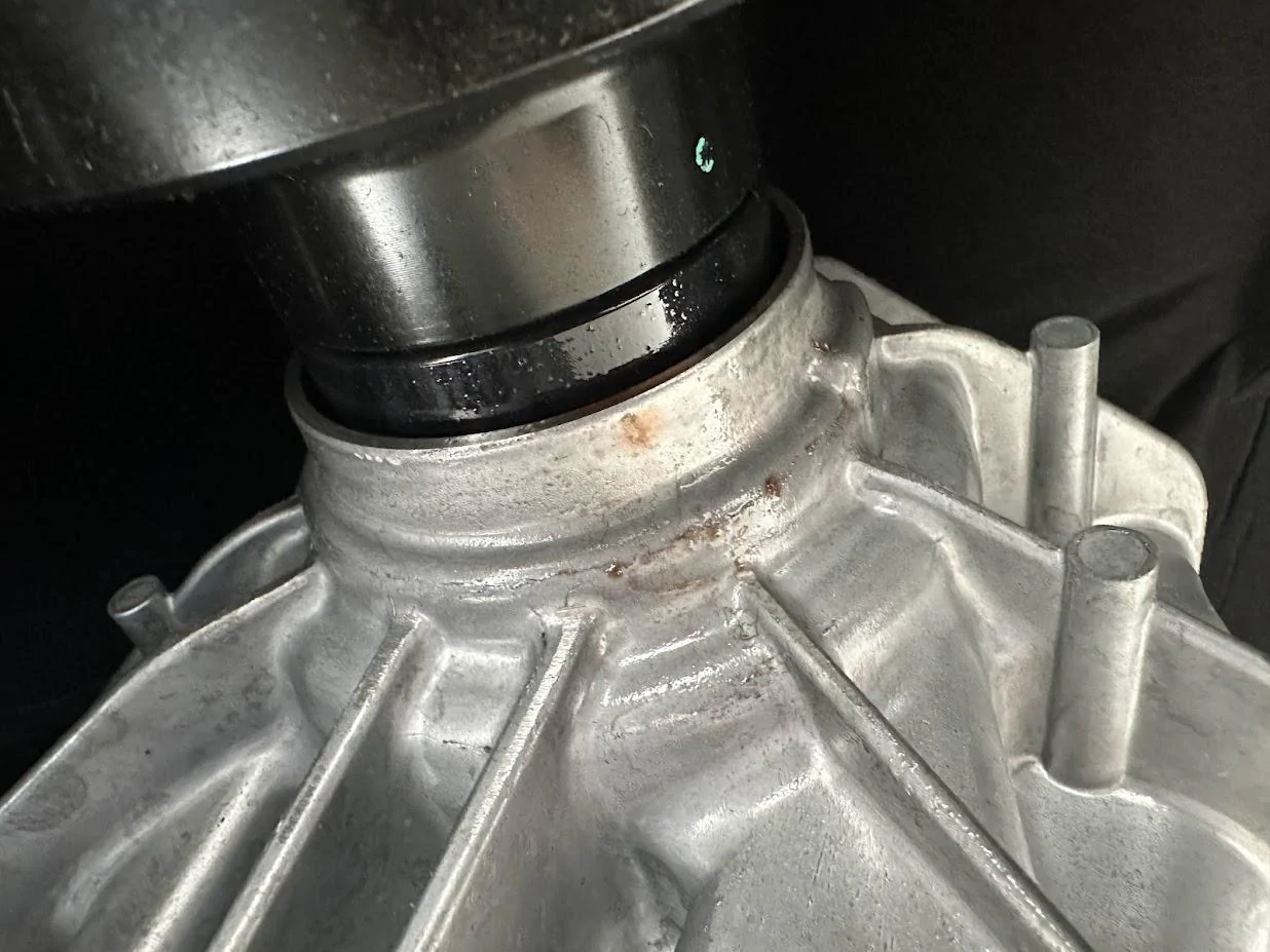 Ford Bronco Transfer Case Leak/Seepage? IMG_6350