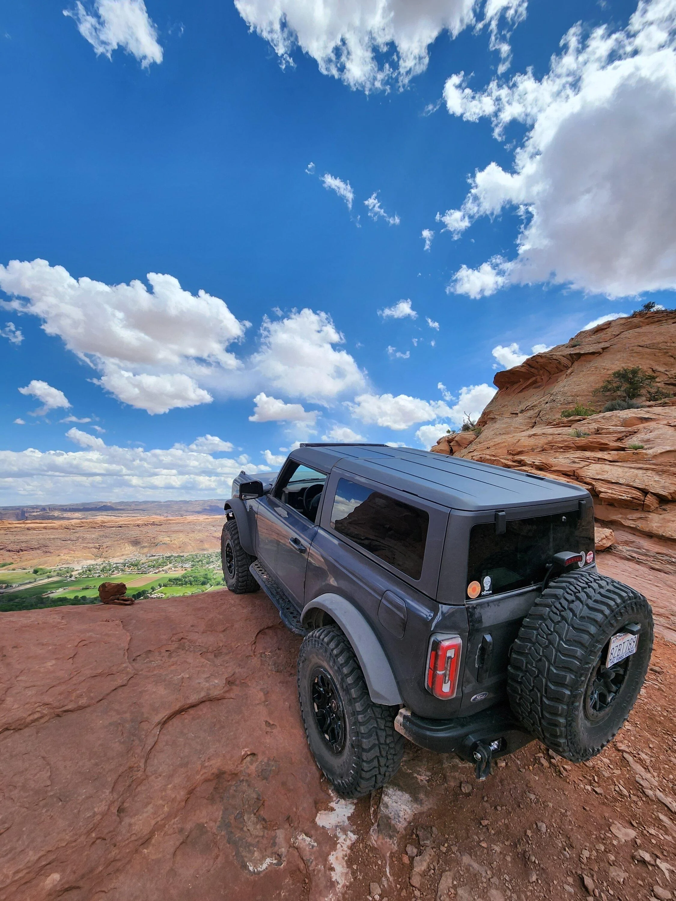 Ford Bronco 2 Door Sasquatch Wildtrak takes on Moab Round 2 15 Posion Spider
