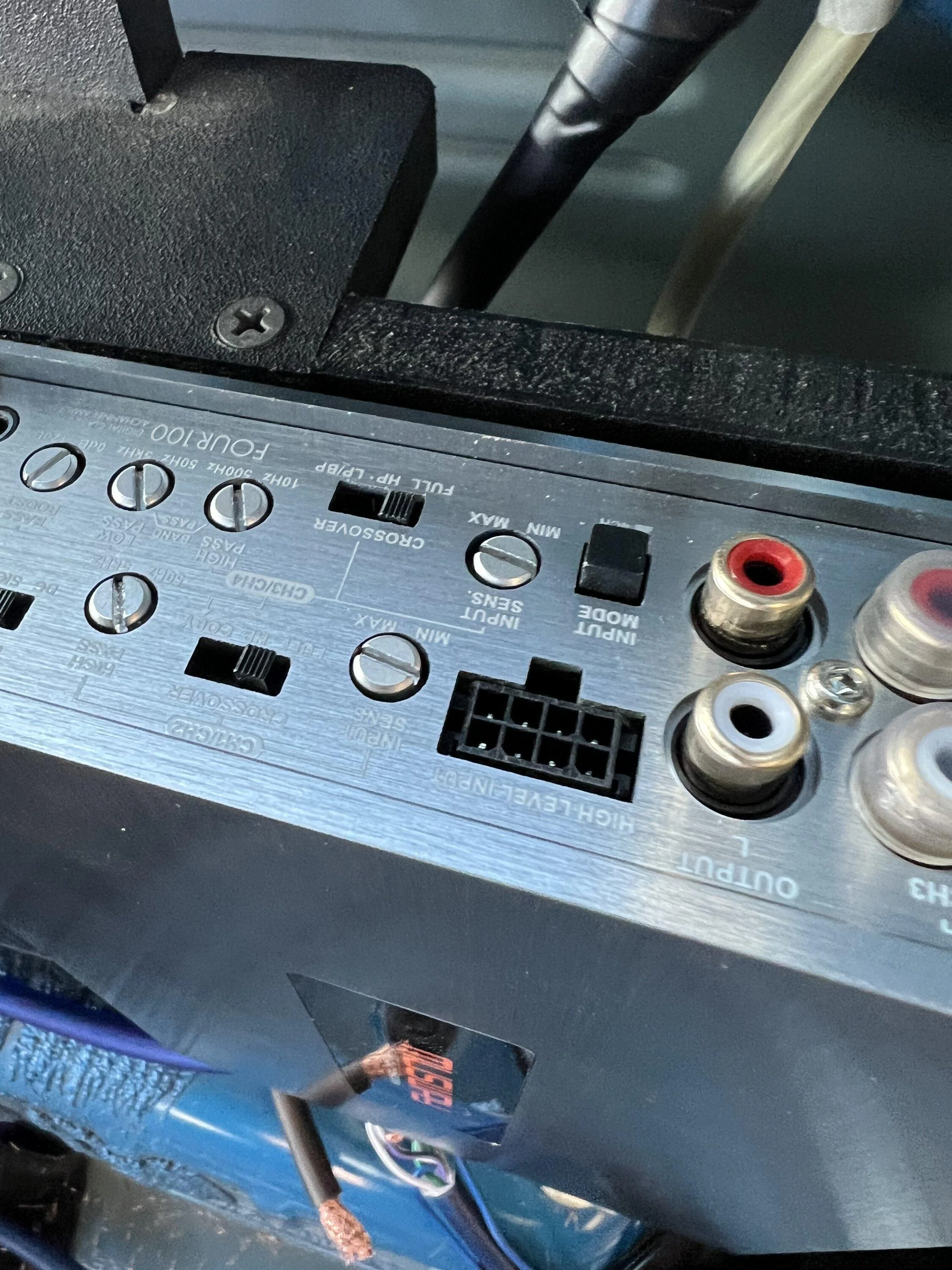 Ford Bronco Kicker Key Amp 200.4 Install DIY Video - Do this first! B3349A18-CE94-4AFF-B2FA-BD3594F22C33