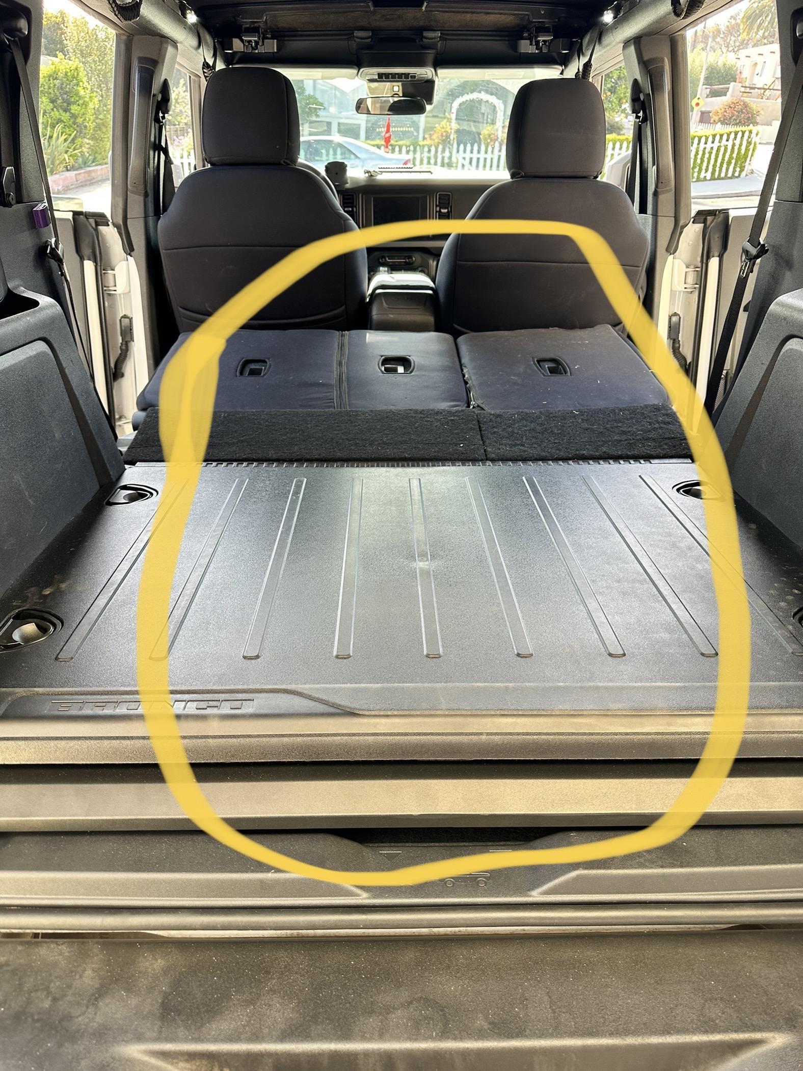Ford Bronco Need help! Full seat flat &cargo liner/ mat needed, w/ tailgate slideout IMG_4989