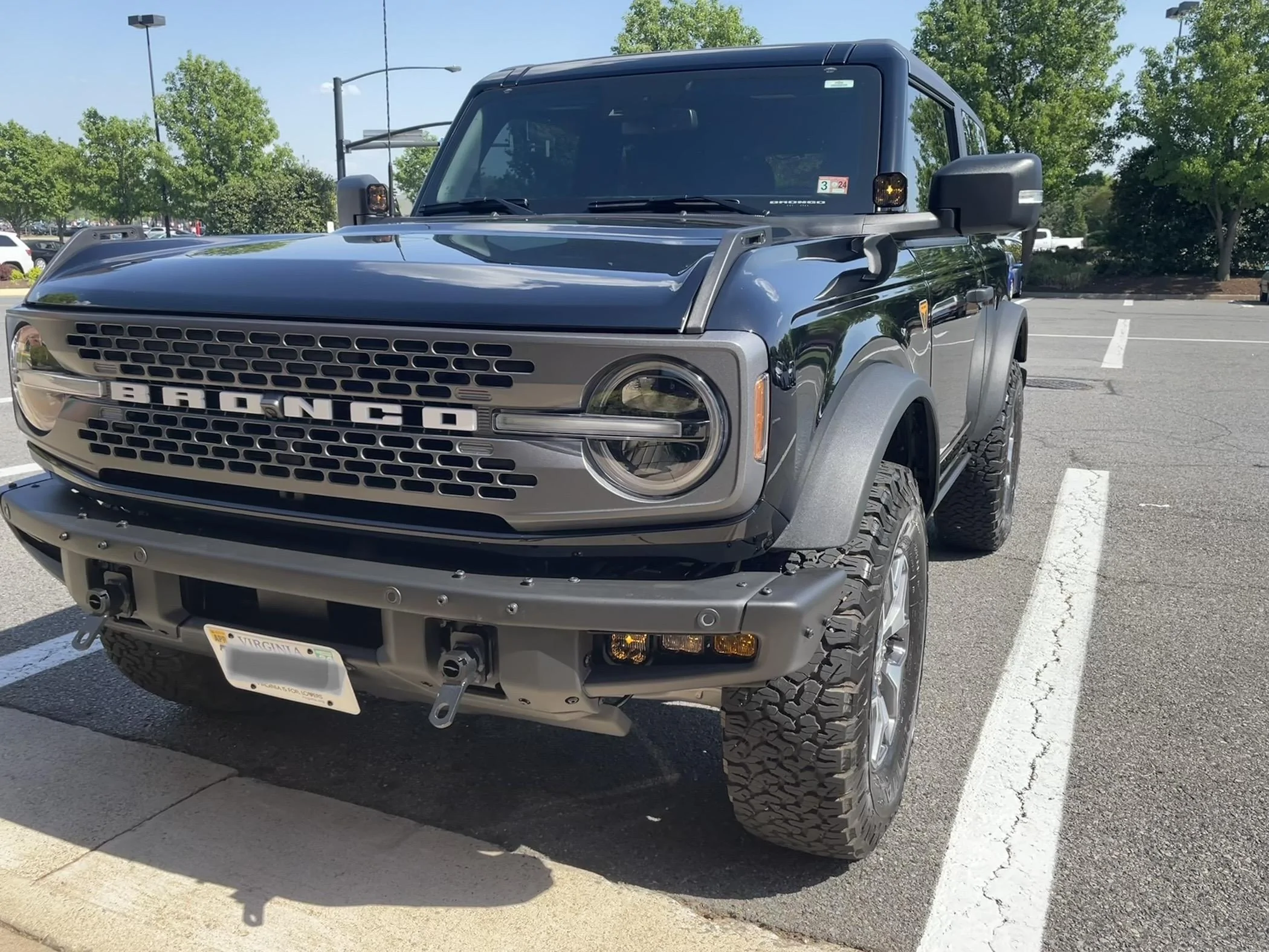 Ford Bronco My flat tow setup w/ Blue Ox baseplate, Assent towbar, Patriot brake system, direct wired brake lights IMG_2323