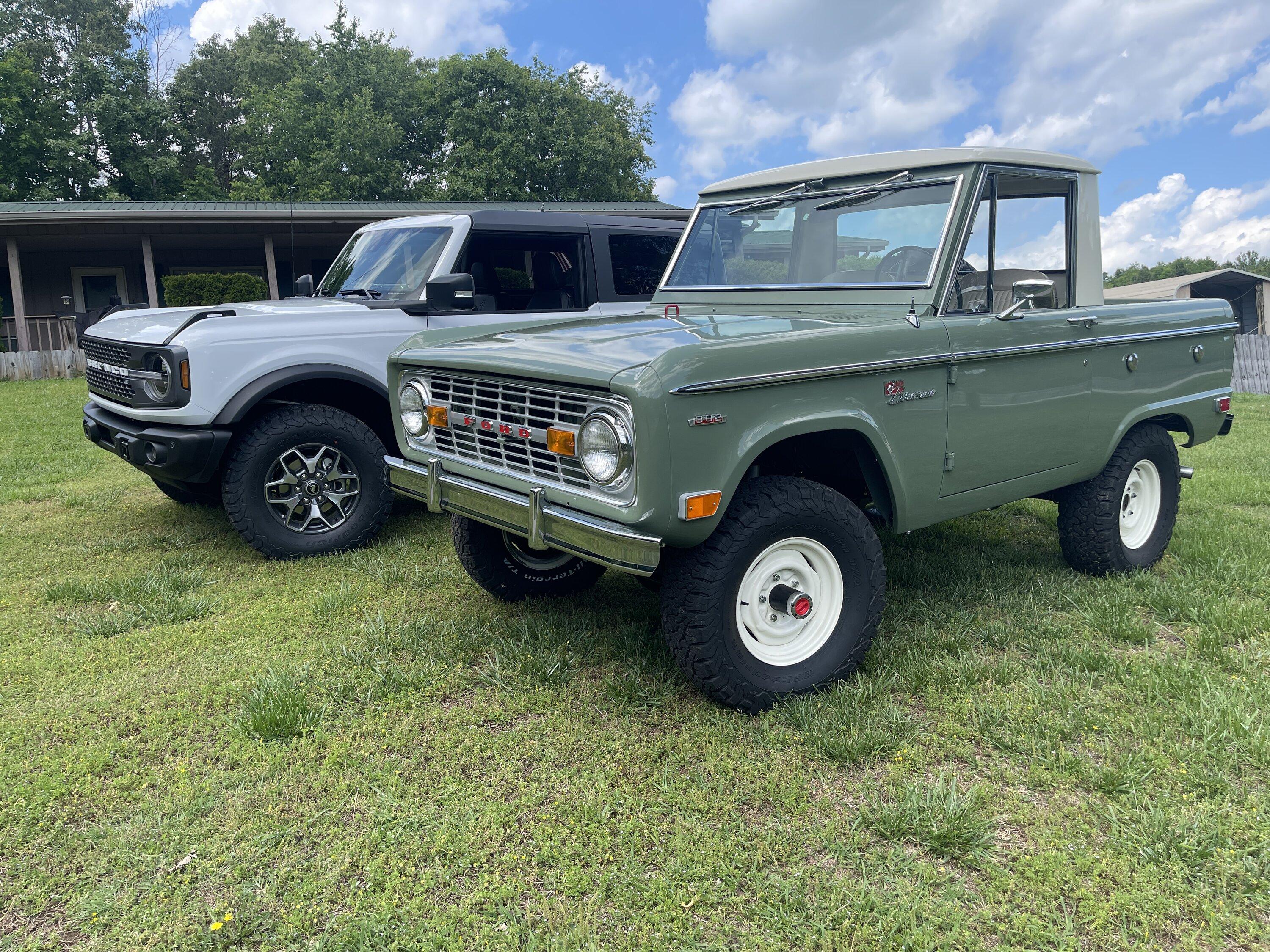 Ford Bronco Having a problem… Deciding which Bronco to DRIVE IMG_3971