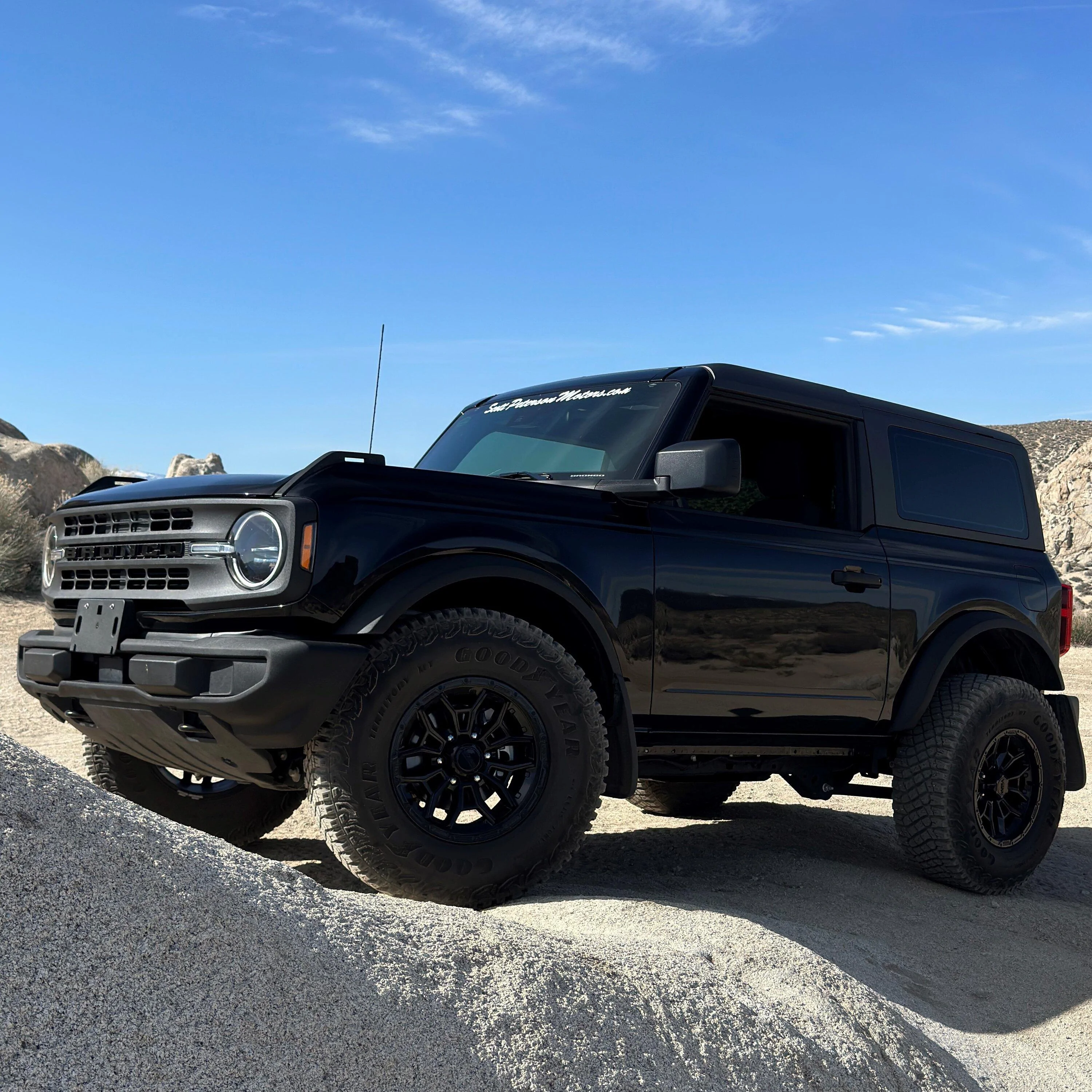 Ford Bronco Just in from Nevada! Bronco (2)