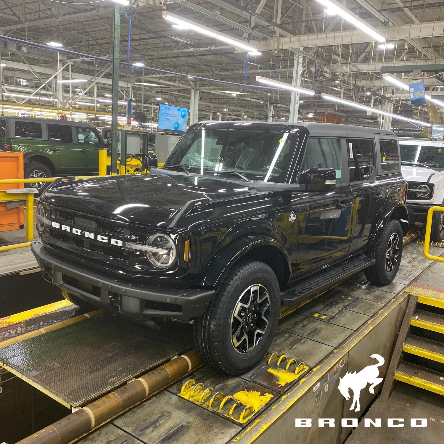 Ford Bronco Bronco Build Week 4/10/2023 image