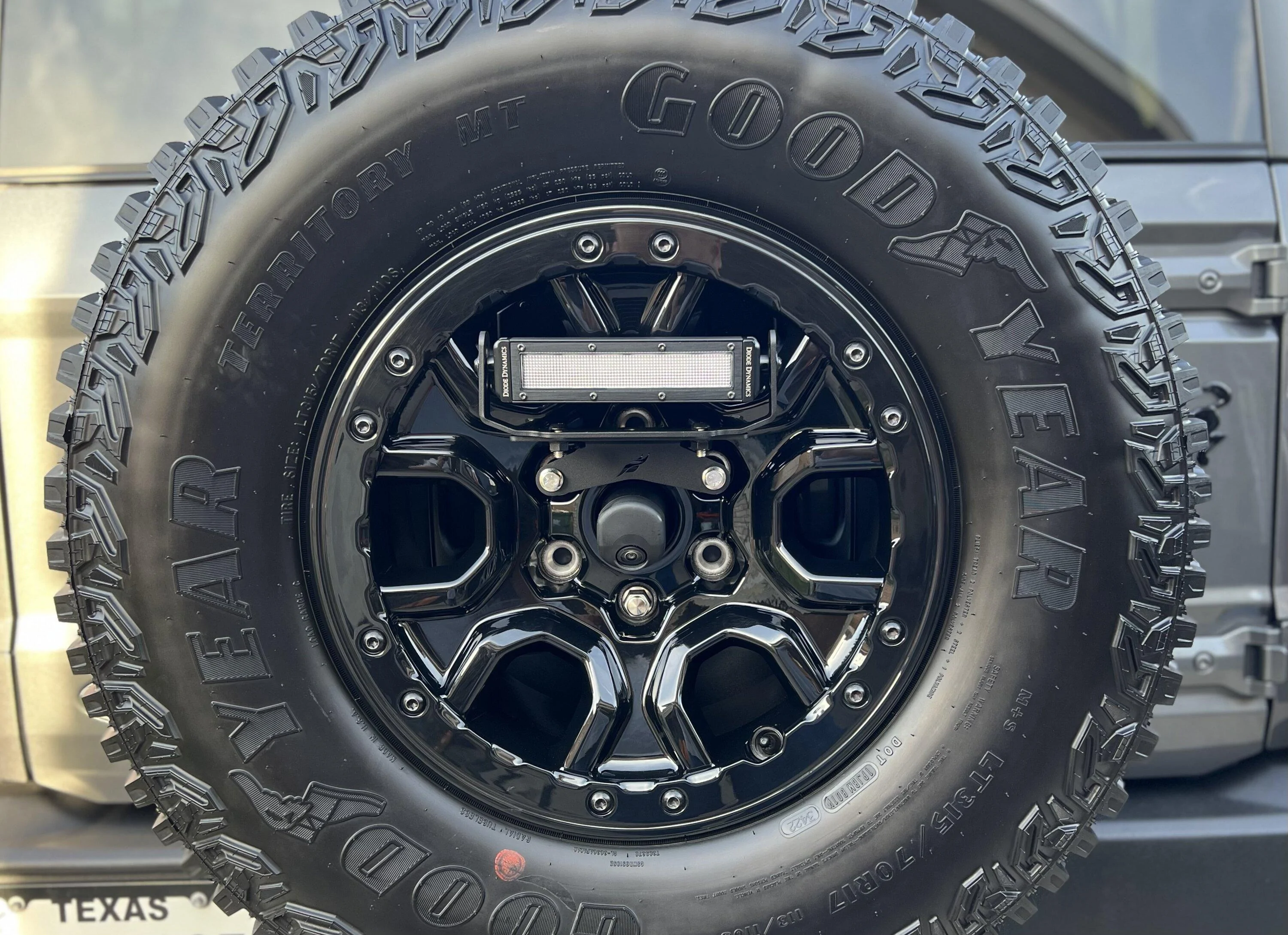 Ford Bronco Question about how to add reverse lights Light