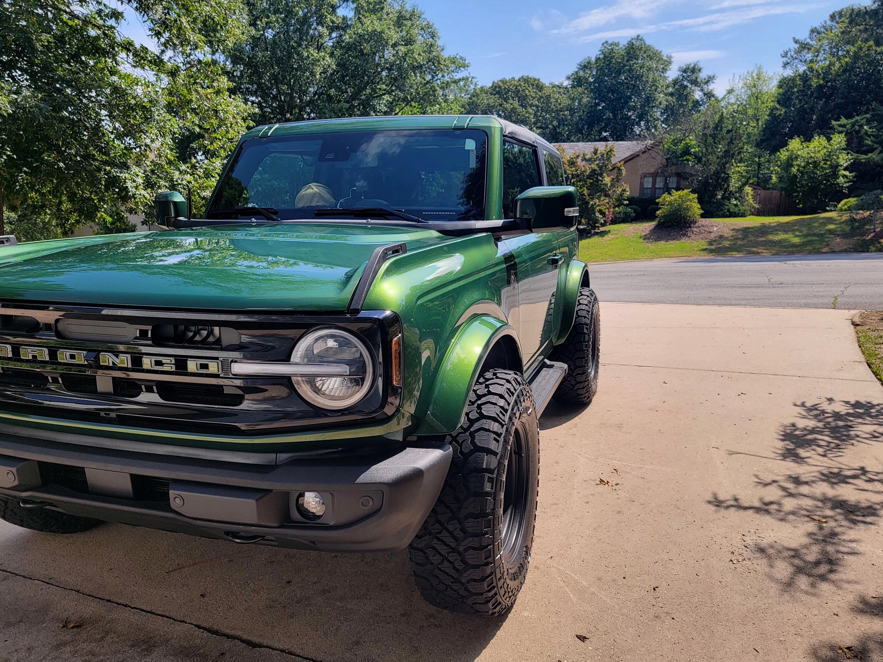 Ford Bronco ERUPTION GREEN Bronco Club 20230512_111114