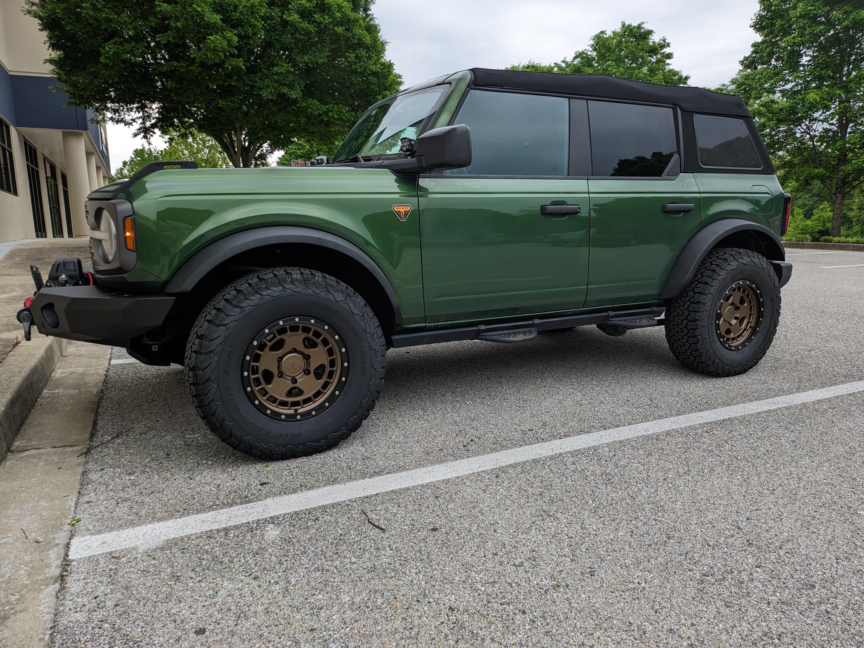 Ford Bronco ERUPTION GREEN Bronco Club PXL_20230509_135552190