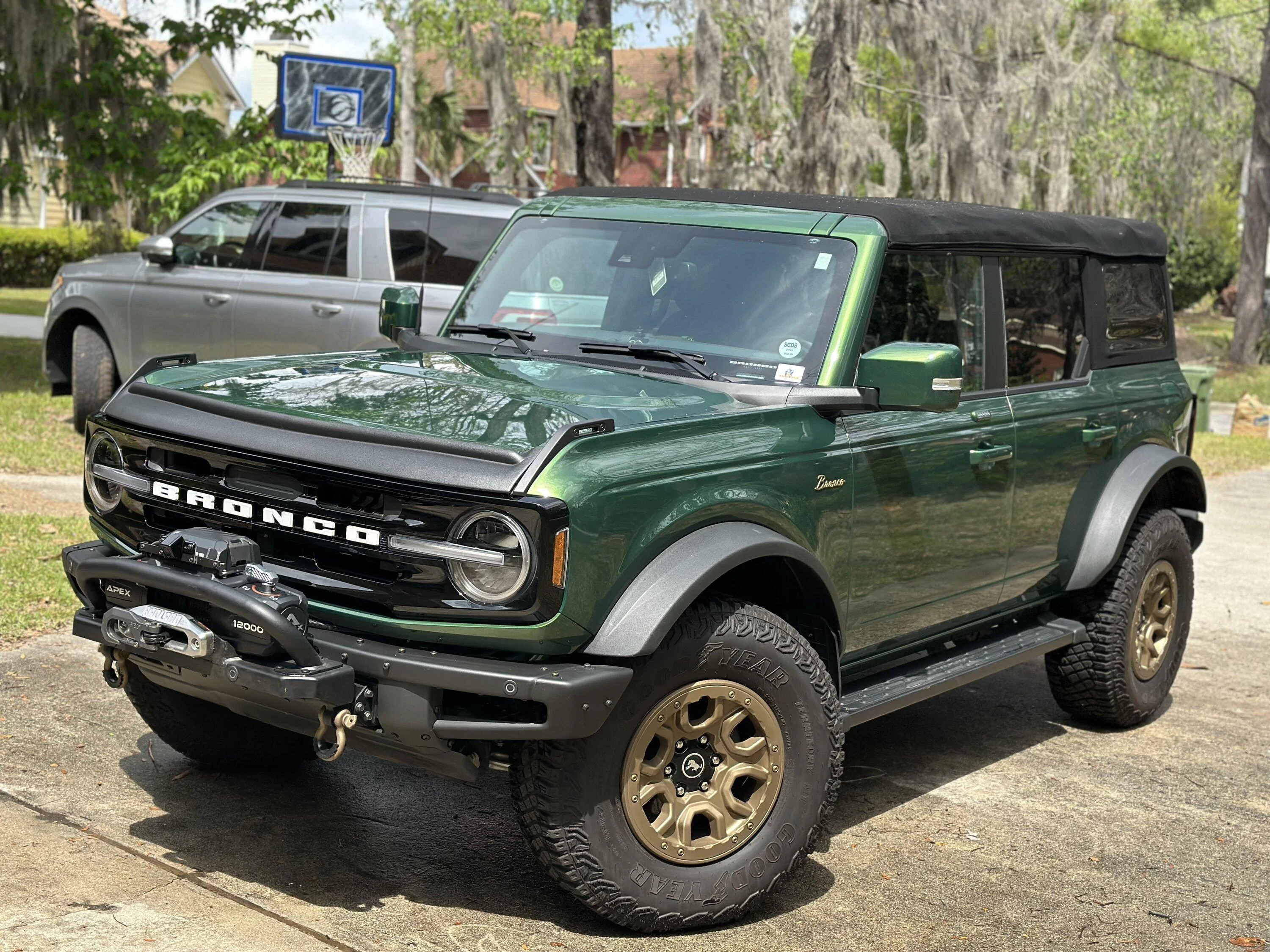 Ford Bronco ERUPTION GREEN Bronco Club IMG_6335