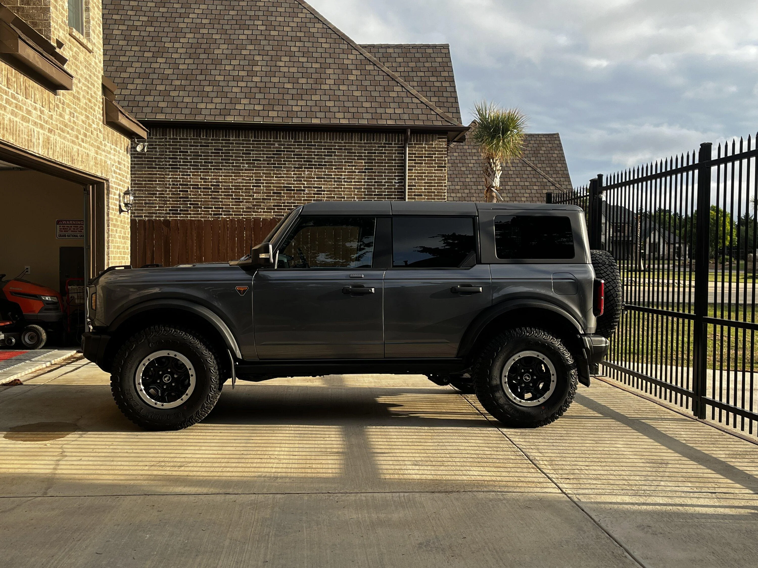 Ford Bronco Flaps and Steps for Sasquatch? 2814B9EF-4065-4672-B560-46E97ABC54DA