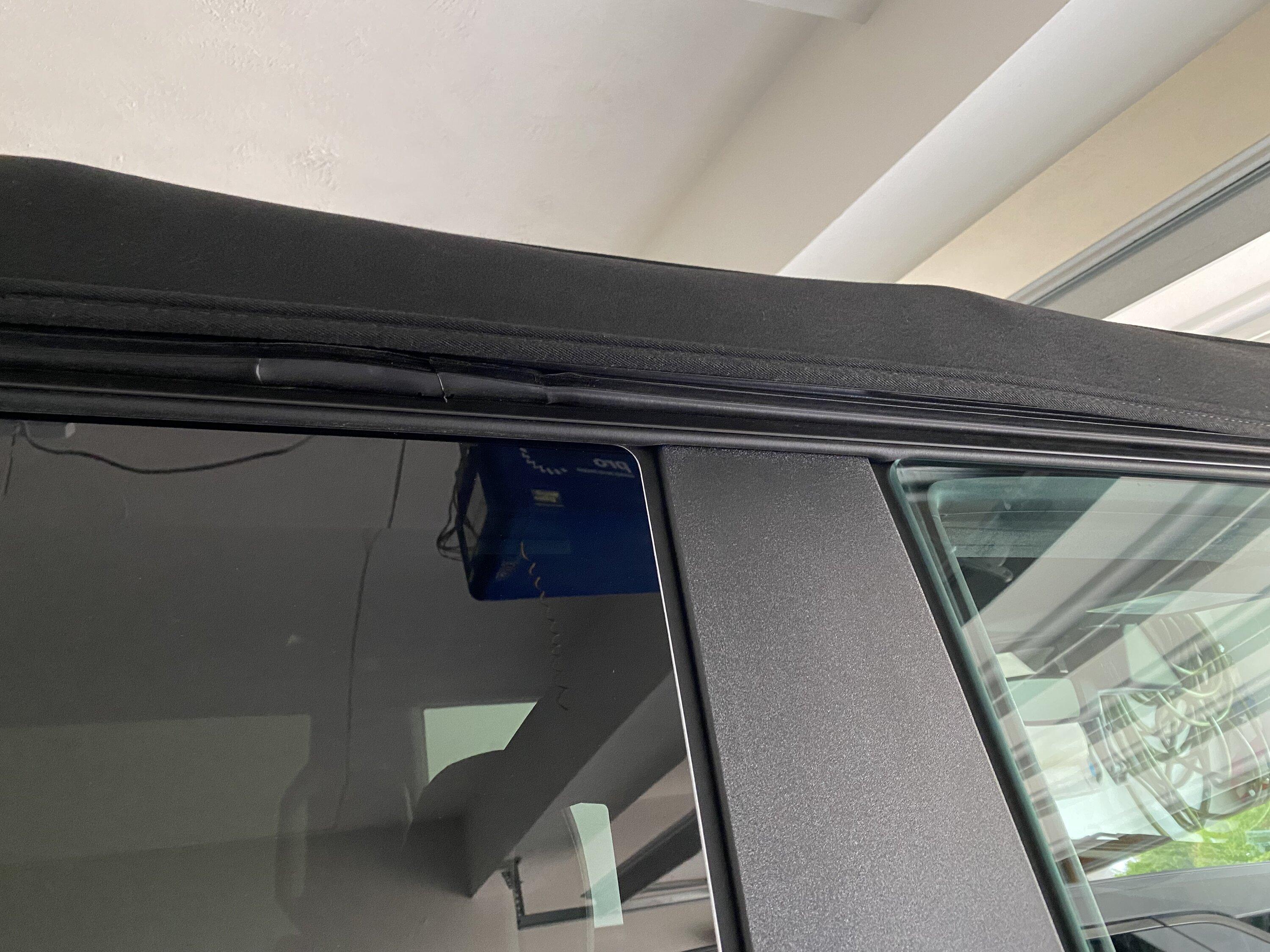 Ford Bronco Soft top seal/position IMG_6555