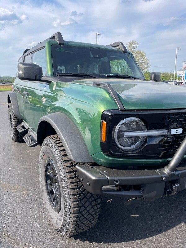 Ford Bronco ERUPTION GREEN Bronco Club image_0(4)