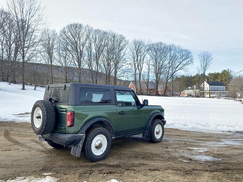 Ford Bronco ERUPTION GREEN Bronco Club F4C538DC-287F-47EE-9820-5D96D66D6E12_1_201_a-L