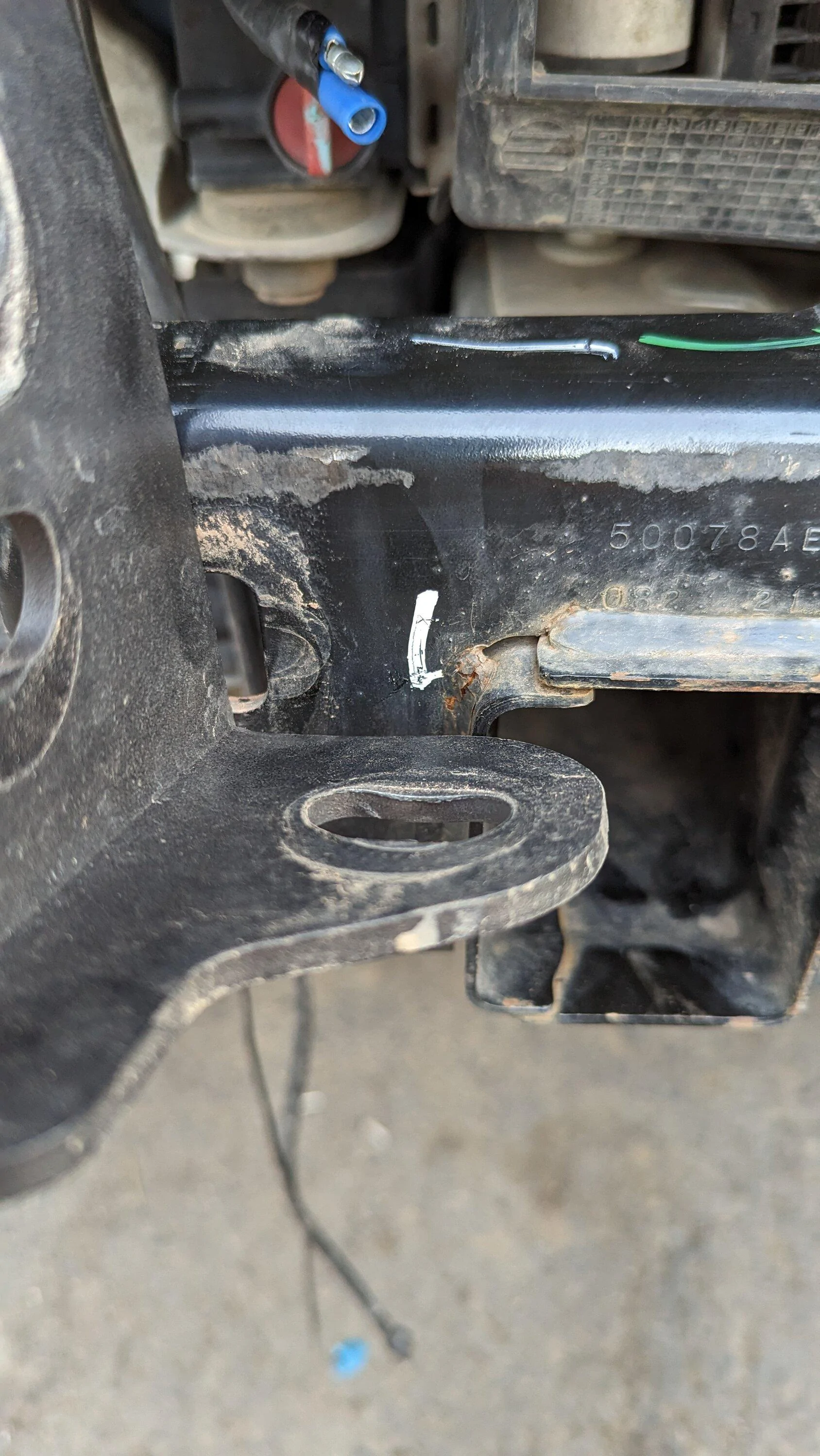 Ford Bronco Damage while using winch on improperly installed Rough Country High Mount PXL_20230513_022057141