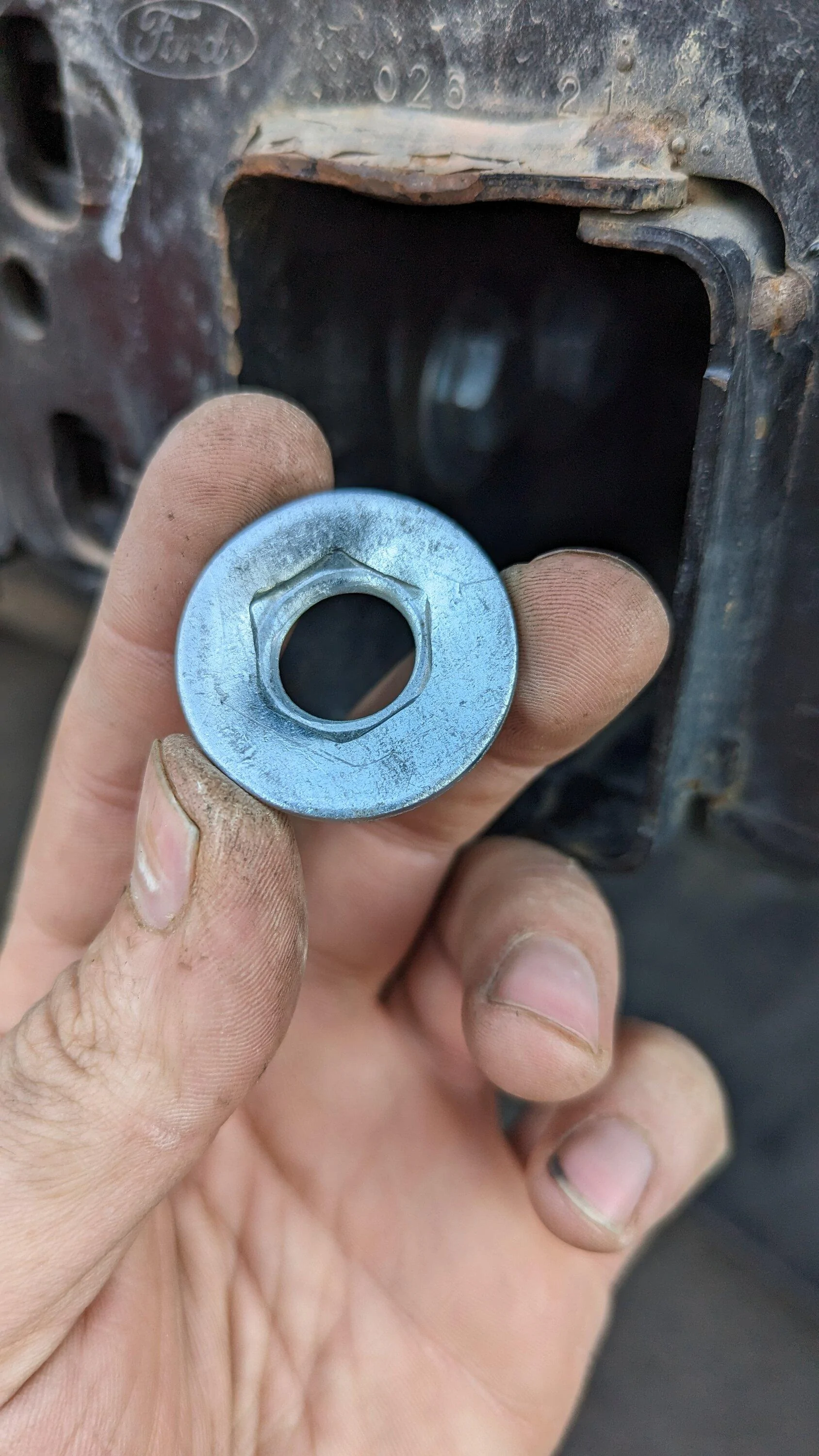 Ford Bronco Damage while using winch on improperly installed Rough Country High Mount PXL_20230513_020937006
