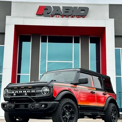 Ford Bronco SHADOW BLACK Bronco Club 0DEB1AA6-6B65-4541-9309-C50D53F5818D